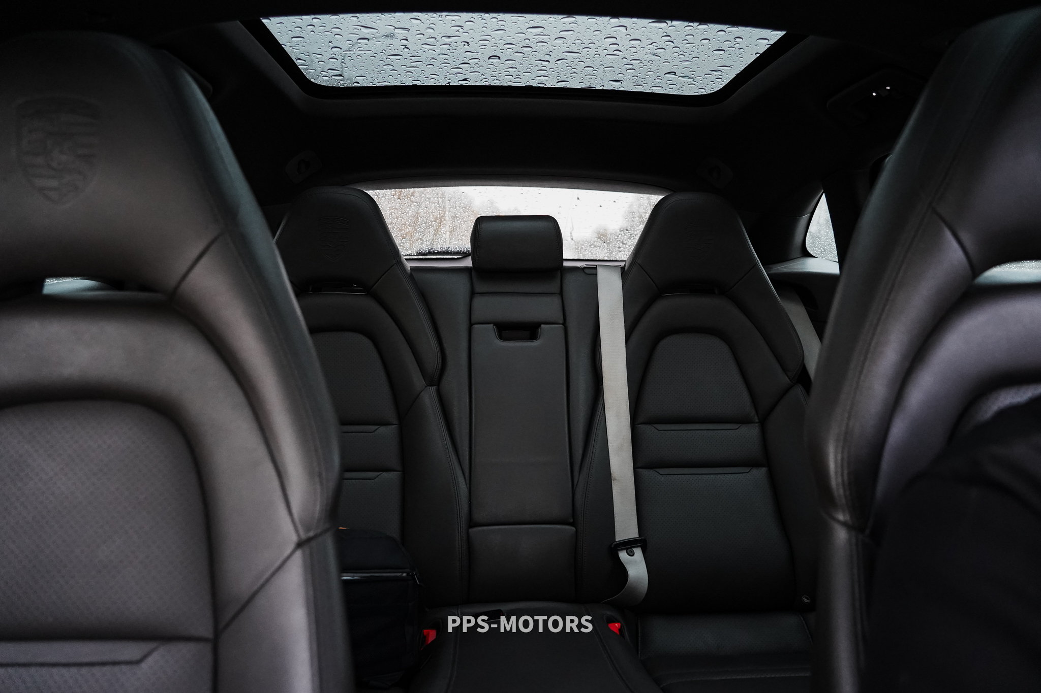 Porsche PANAMERA 4 E-Hybrid Sport Turismo photo 24