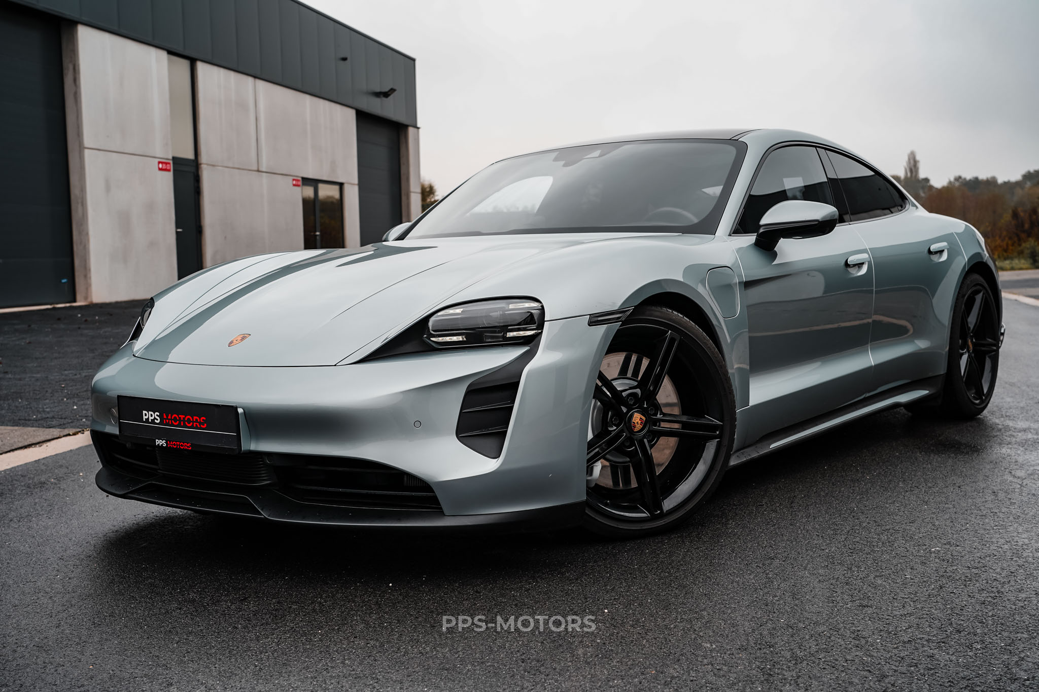 Porsche TAYCAN 4S SPORTDESIGN photo 29