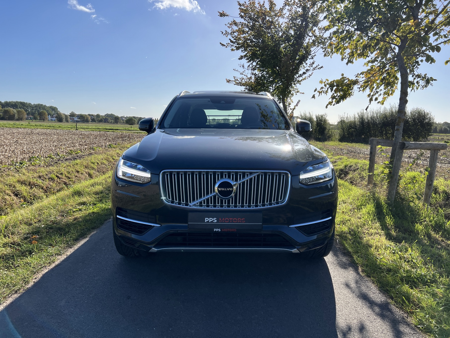 Volvo XC90 2.0 T8 INSCRIPTION photo 23