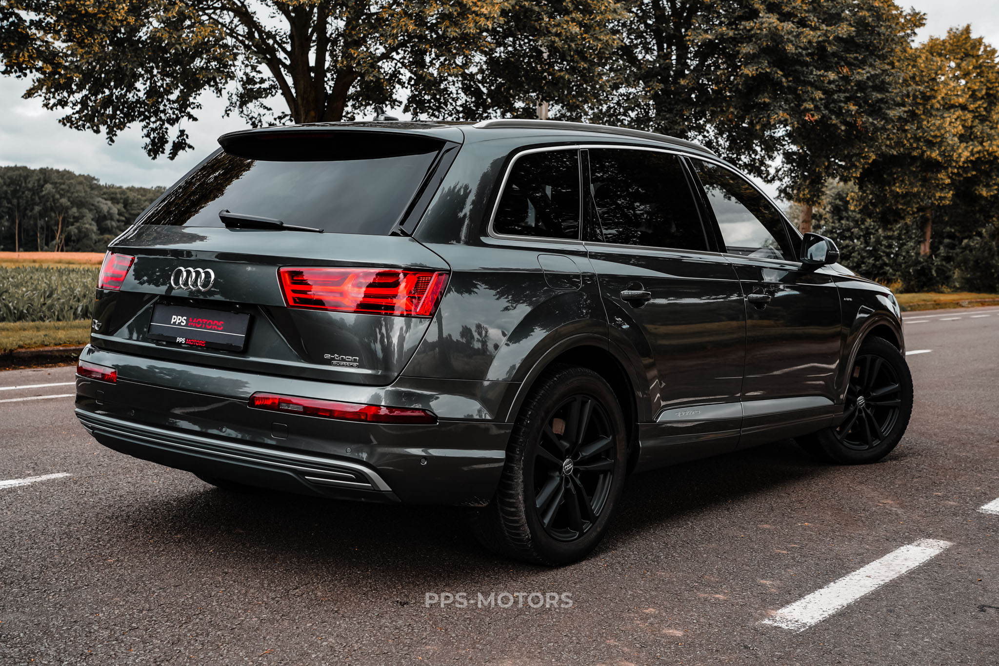Audi Q7 3.0 TDI E-TRON photo 7