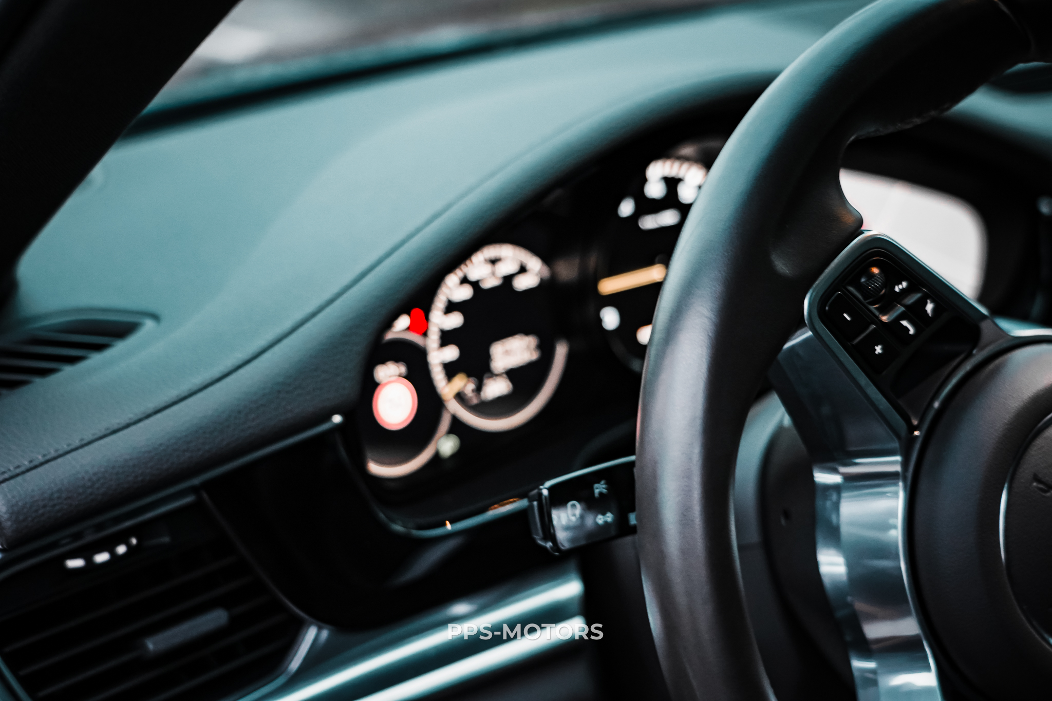 Porsche PANAMERA 4 E-HYBRID photo 46