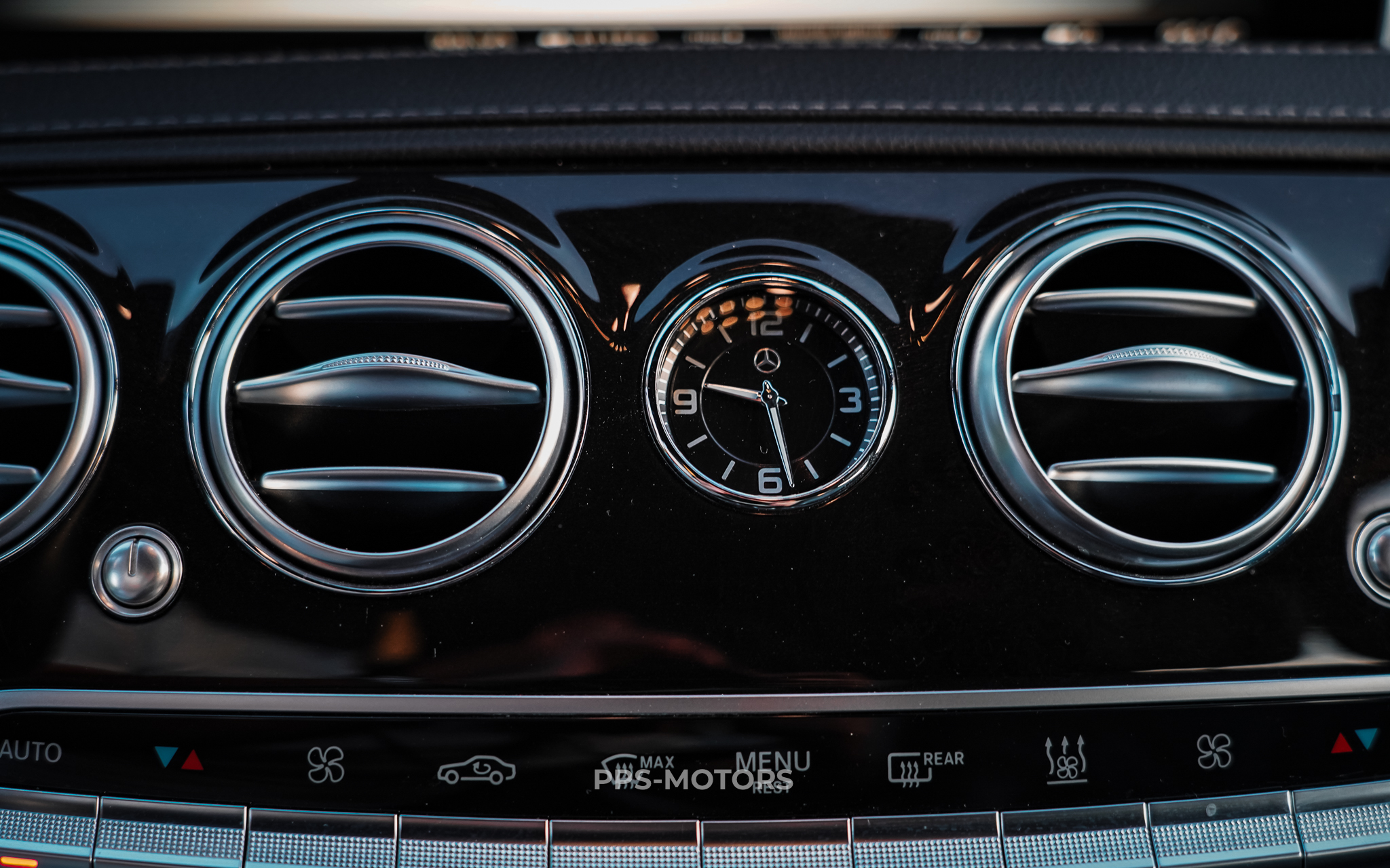 Mercedes Benz S500 L photo 35