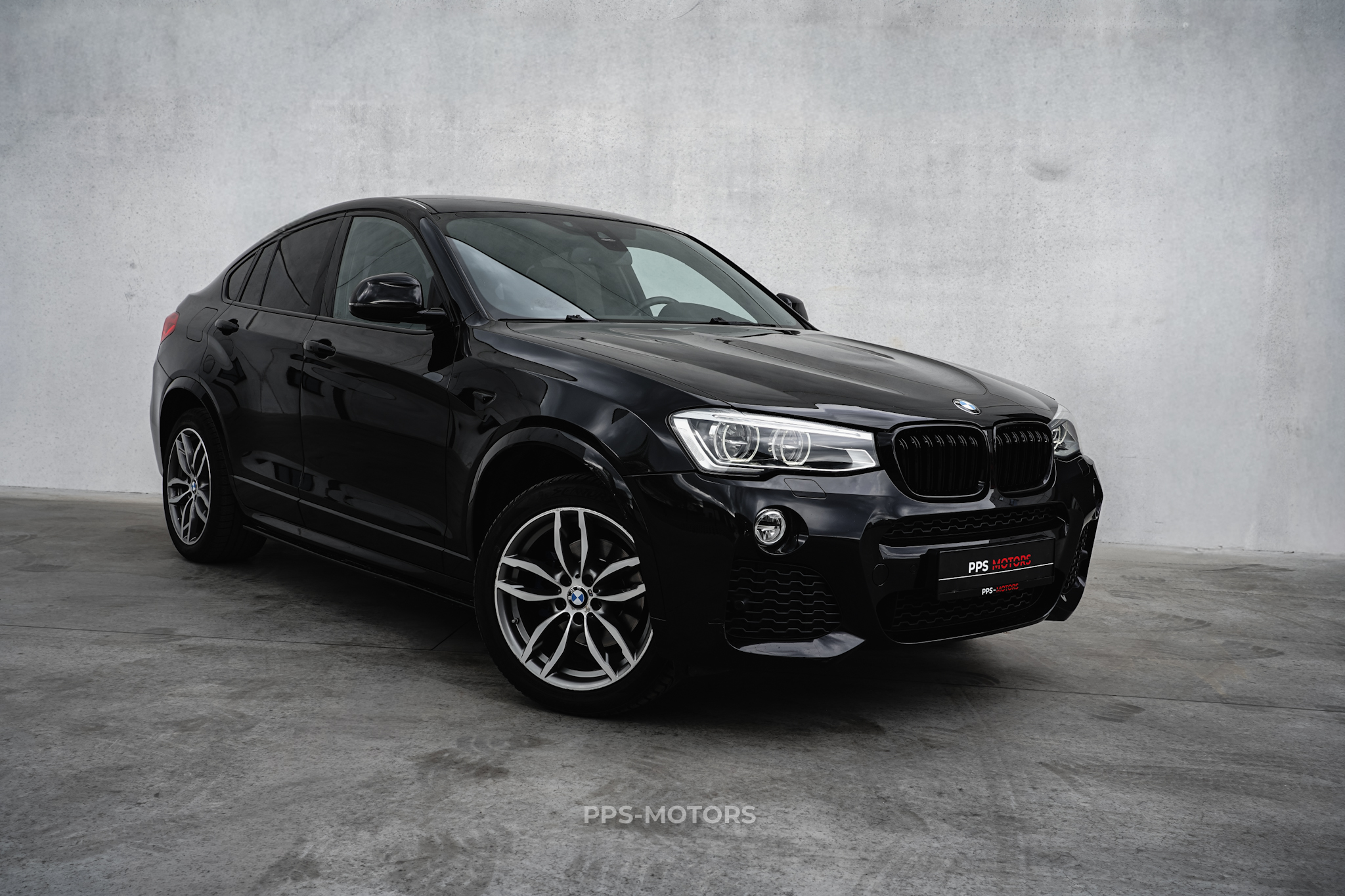 BMW X4 2.0 xDrive photo 4
