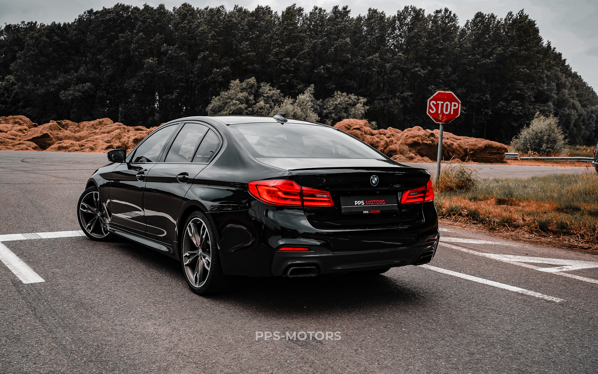 BMW M550d xAS photo 35
