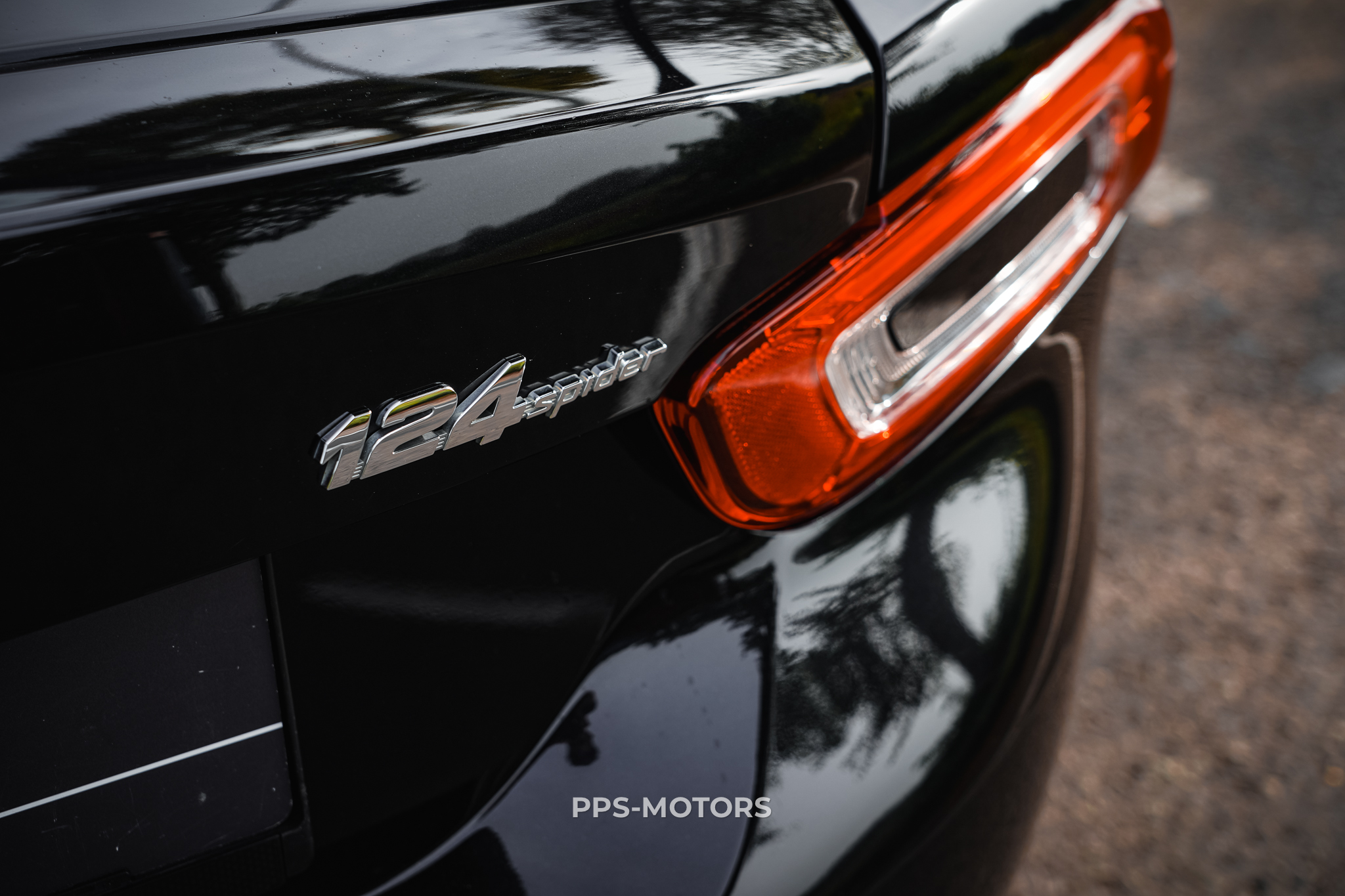 Fiat 124 1.4 SPIDER LUSSO photo 21