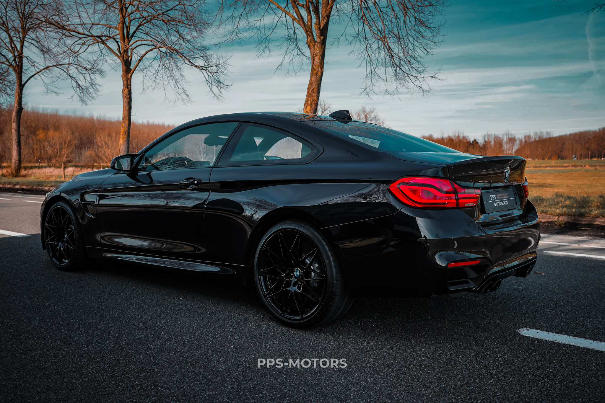 BMW M4 3.0 COMPETITION INDIVIDUAL photo 13