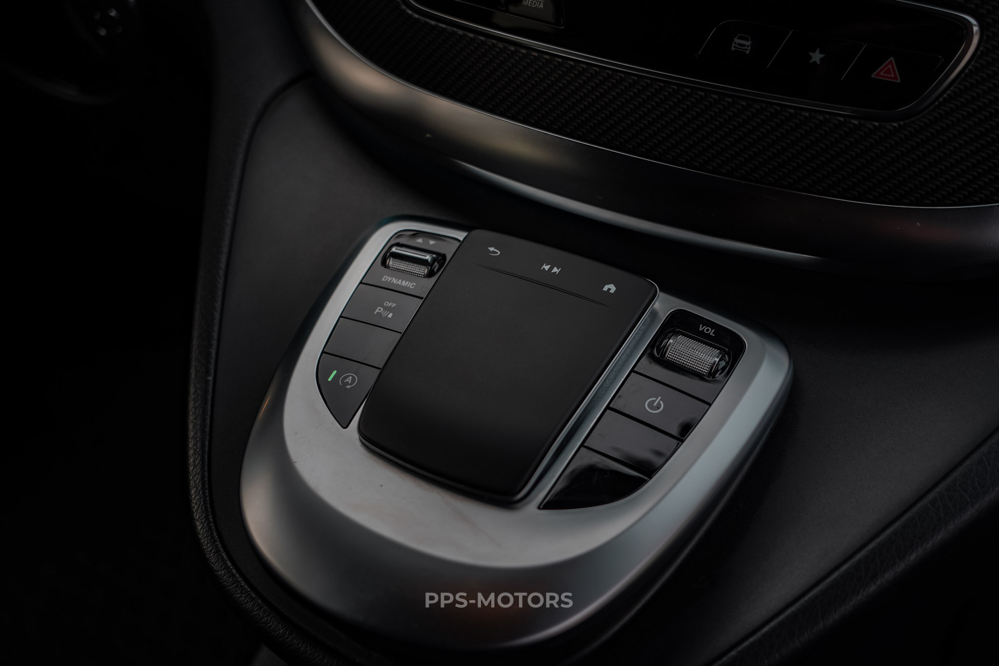 Mercedes Benz V300 AMG PAKKET photo 20