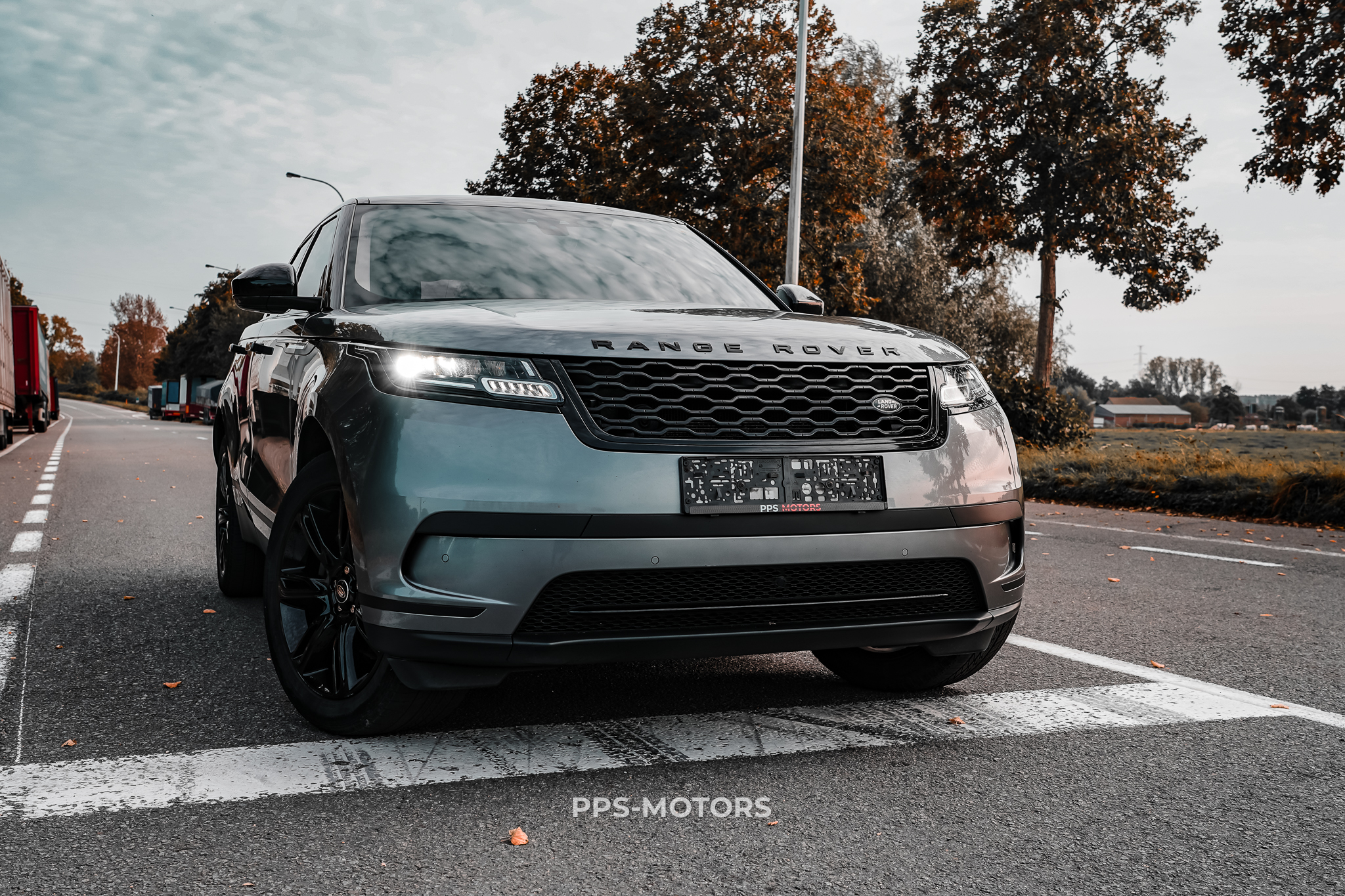 Land Rover RANGE ROVER VELAR photo 14