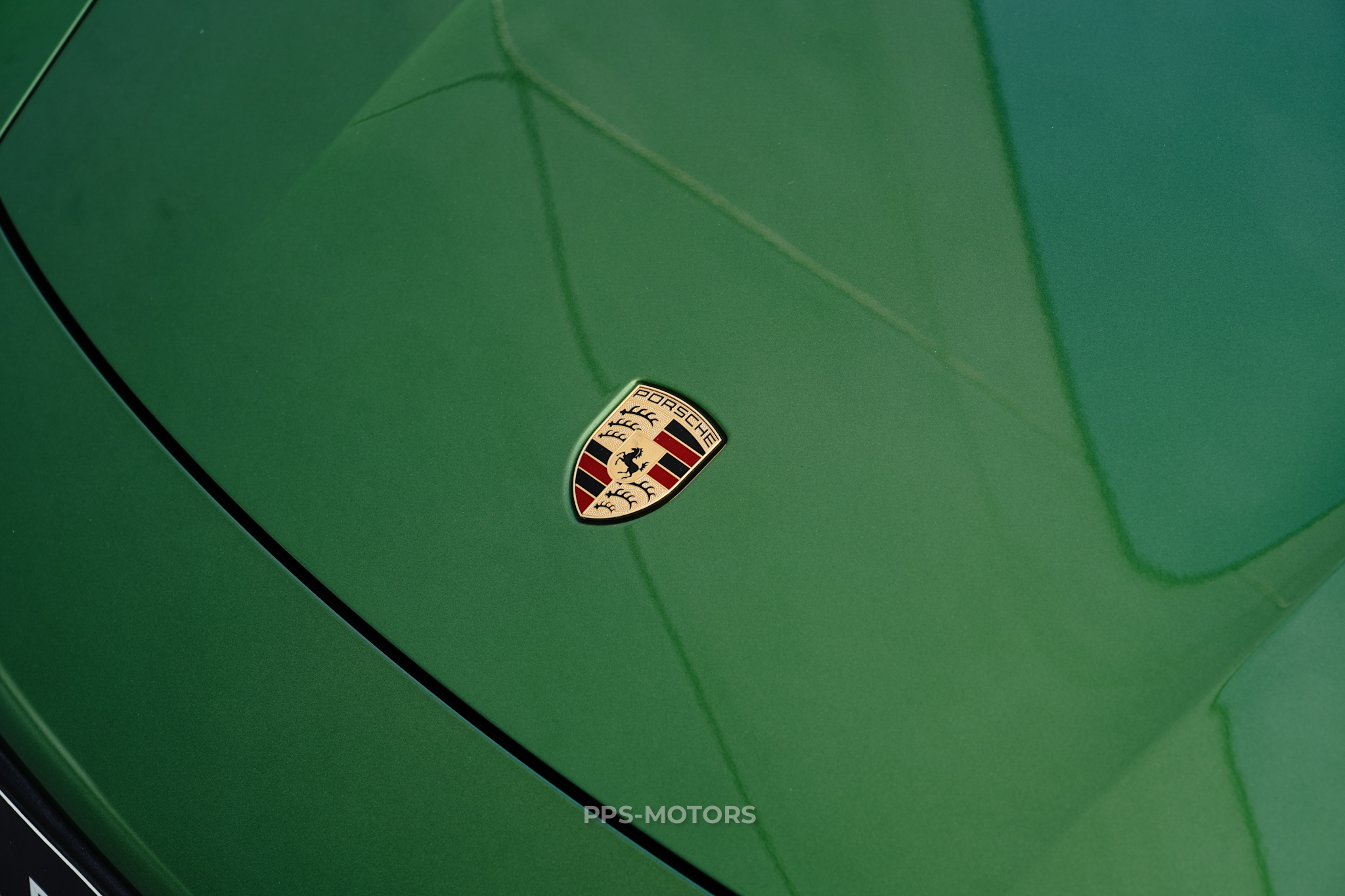 Porsche TAYCAN 4S photo 31