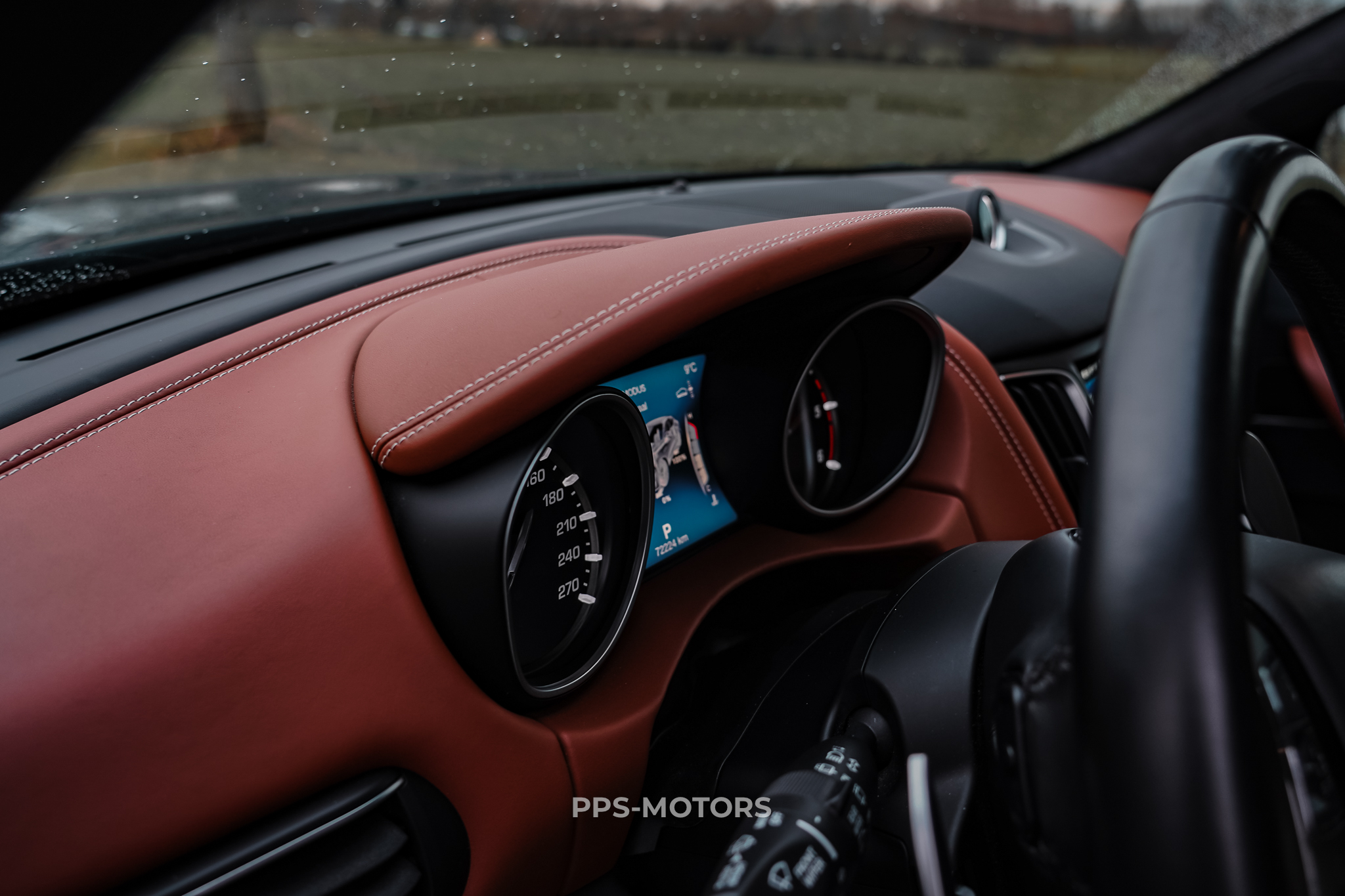 Maserati LEVANTE 3.0 V6 TURBO GRANLUSSO photo 49