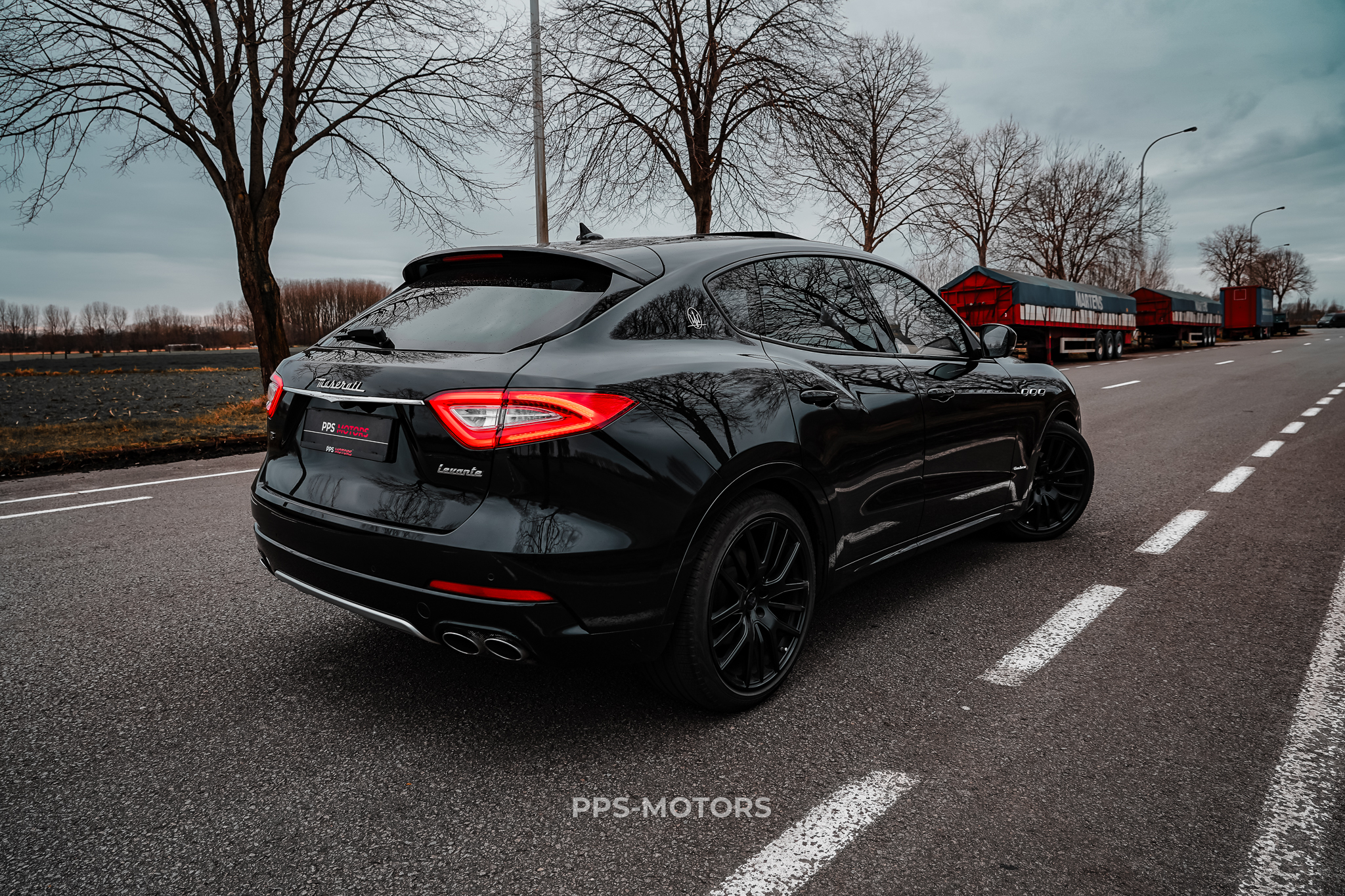 Maserati LEVANTE 3.0 V6 TURBO GRANLUSSO photo 8