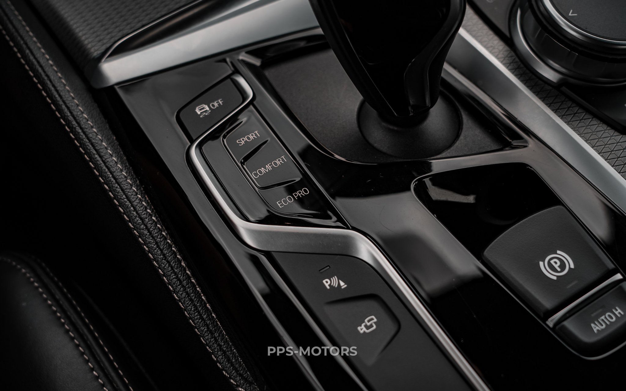 BMW M550d xAS photo 44