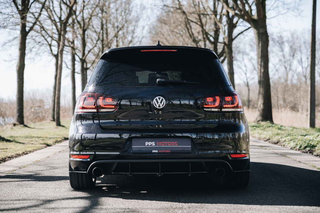 Volkswagen GOLF GTI EDITION 35 | AKRAPOVIC | STAGE2 photo 7