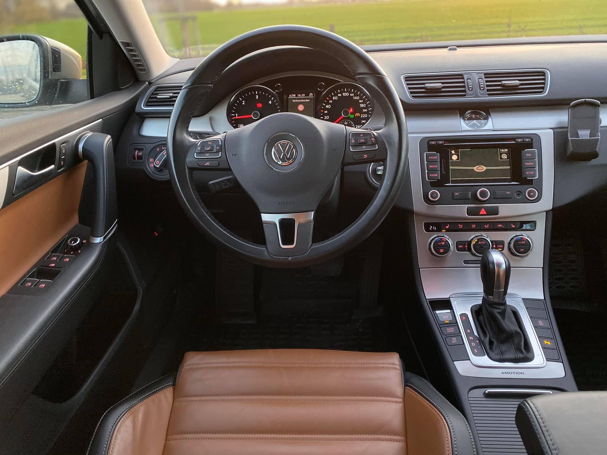 Volkswagen PASSAT 2.0 TDI 4MOTION photo 7