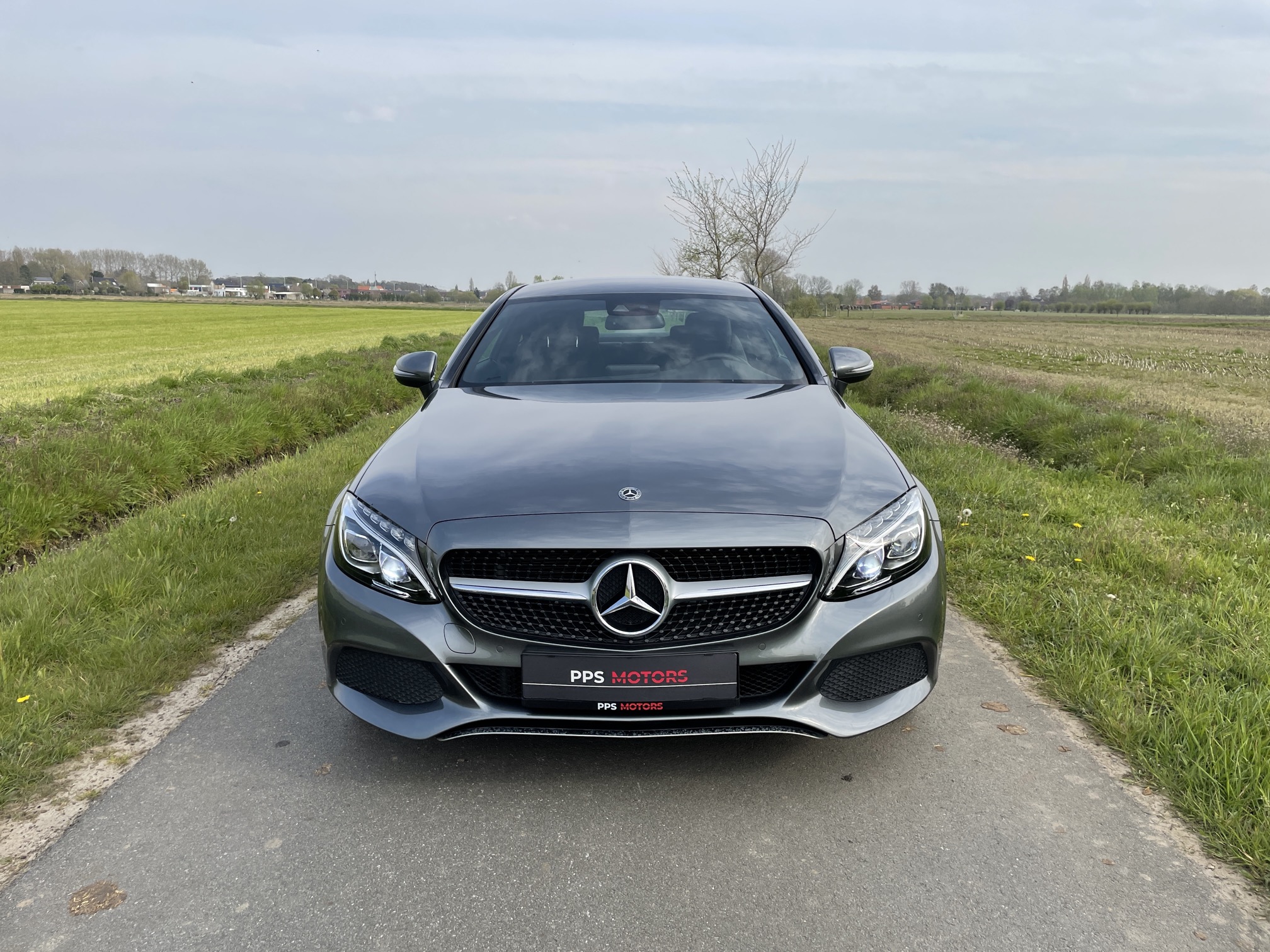 Mercedes Benz C220 photo 8