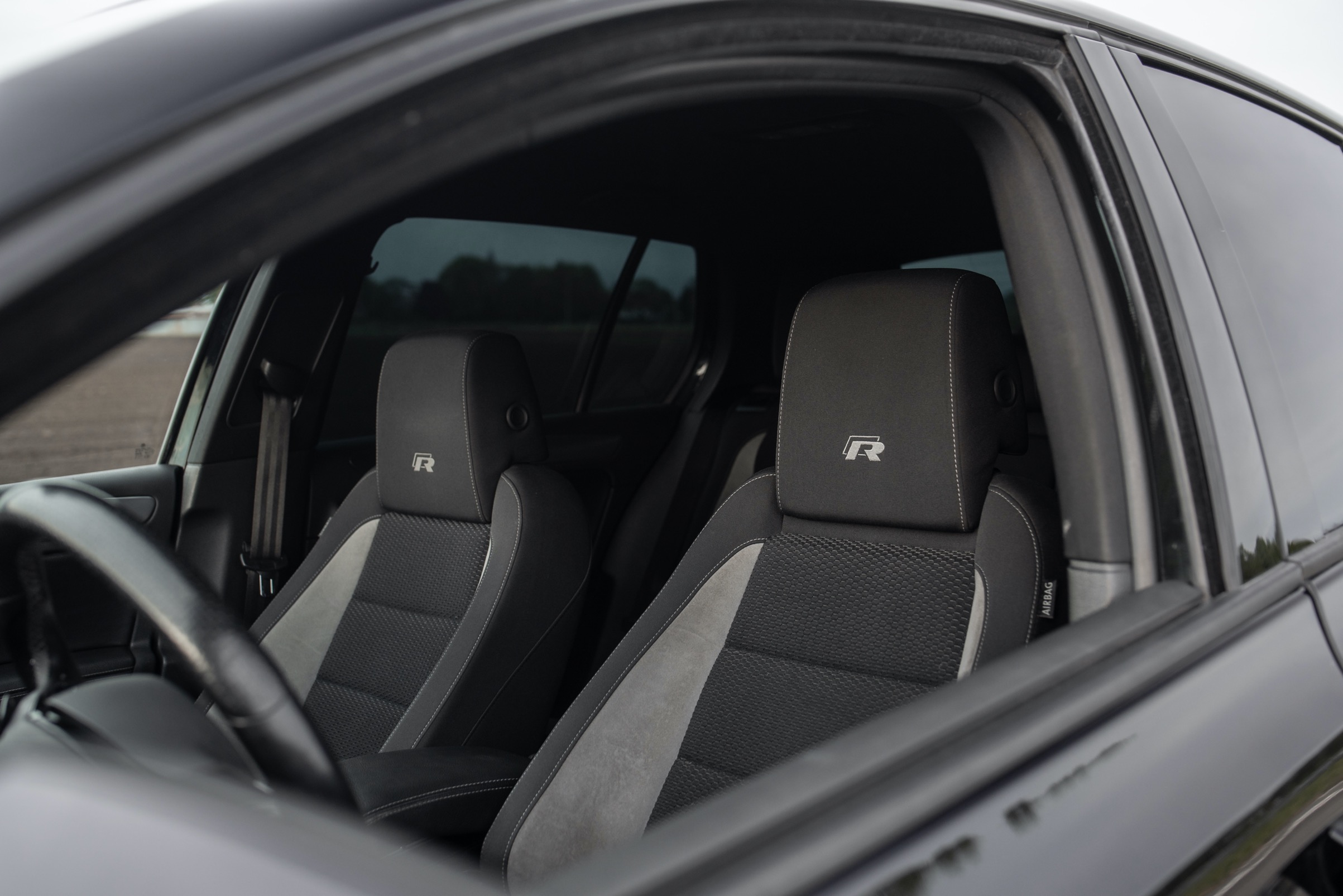 Volkswagen GOLF VI R 4MOTION photo 13