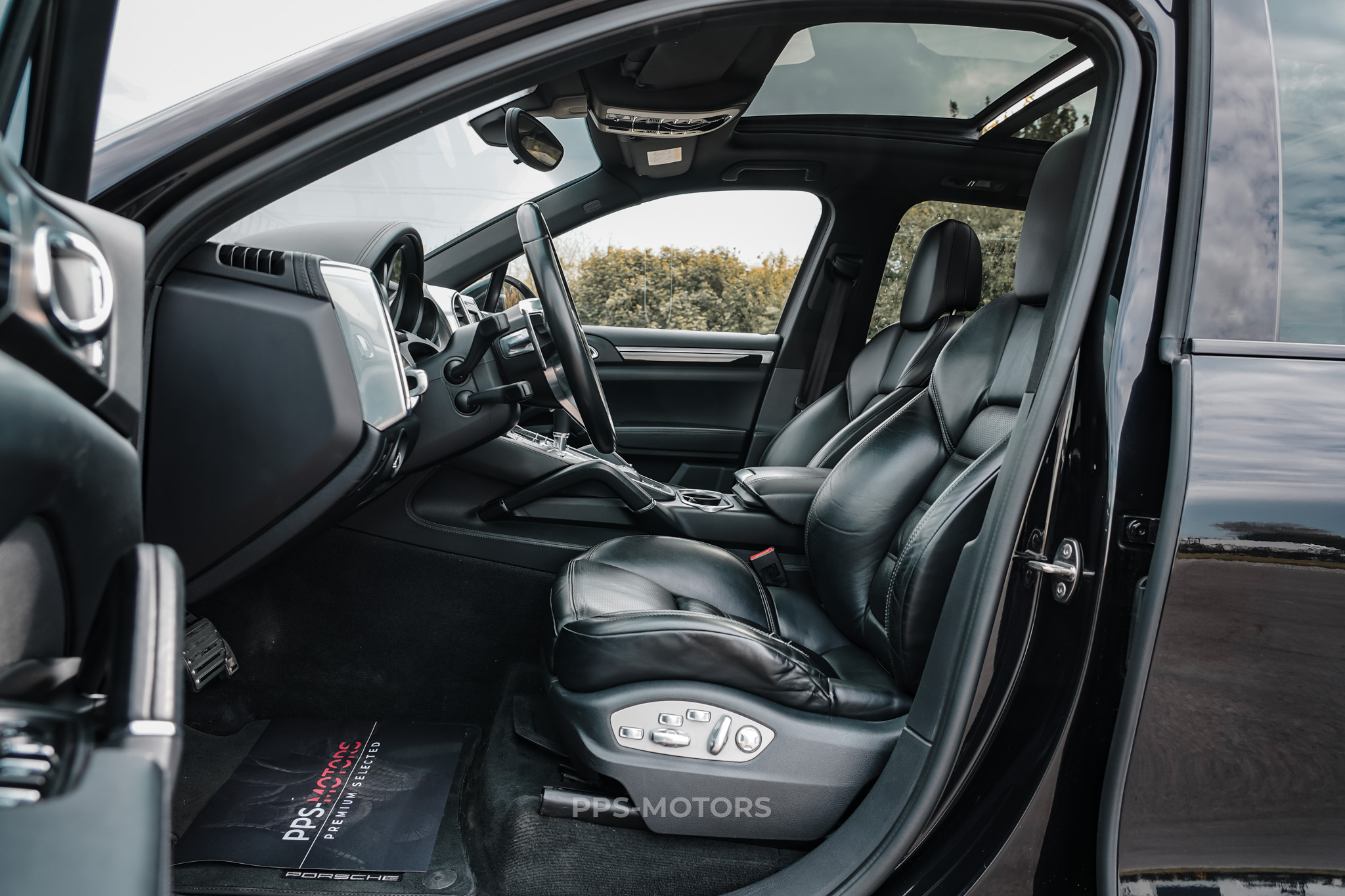 Porsche CAYENNE 3.0 V6 HYBRIDE photo 9