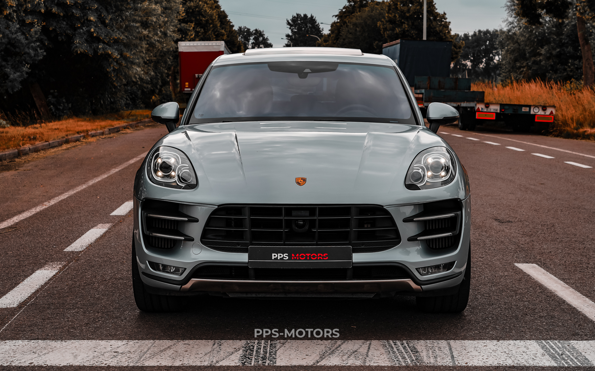 Porsche MACAN TURBO 3.6i photo 2