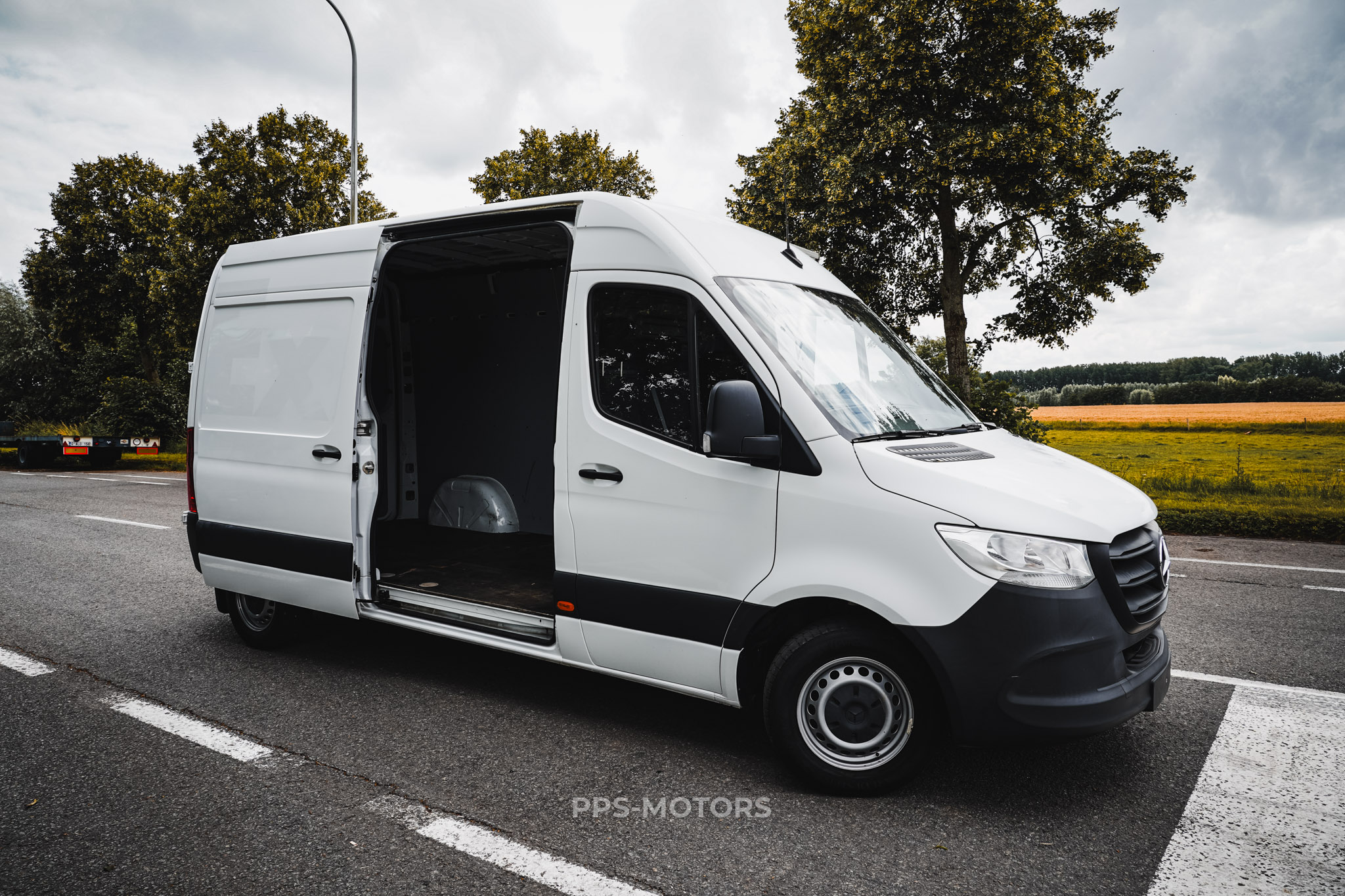 Mercedes Benz SPRINTER 314 CDI L2H2 LV photo 4