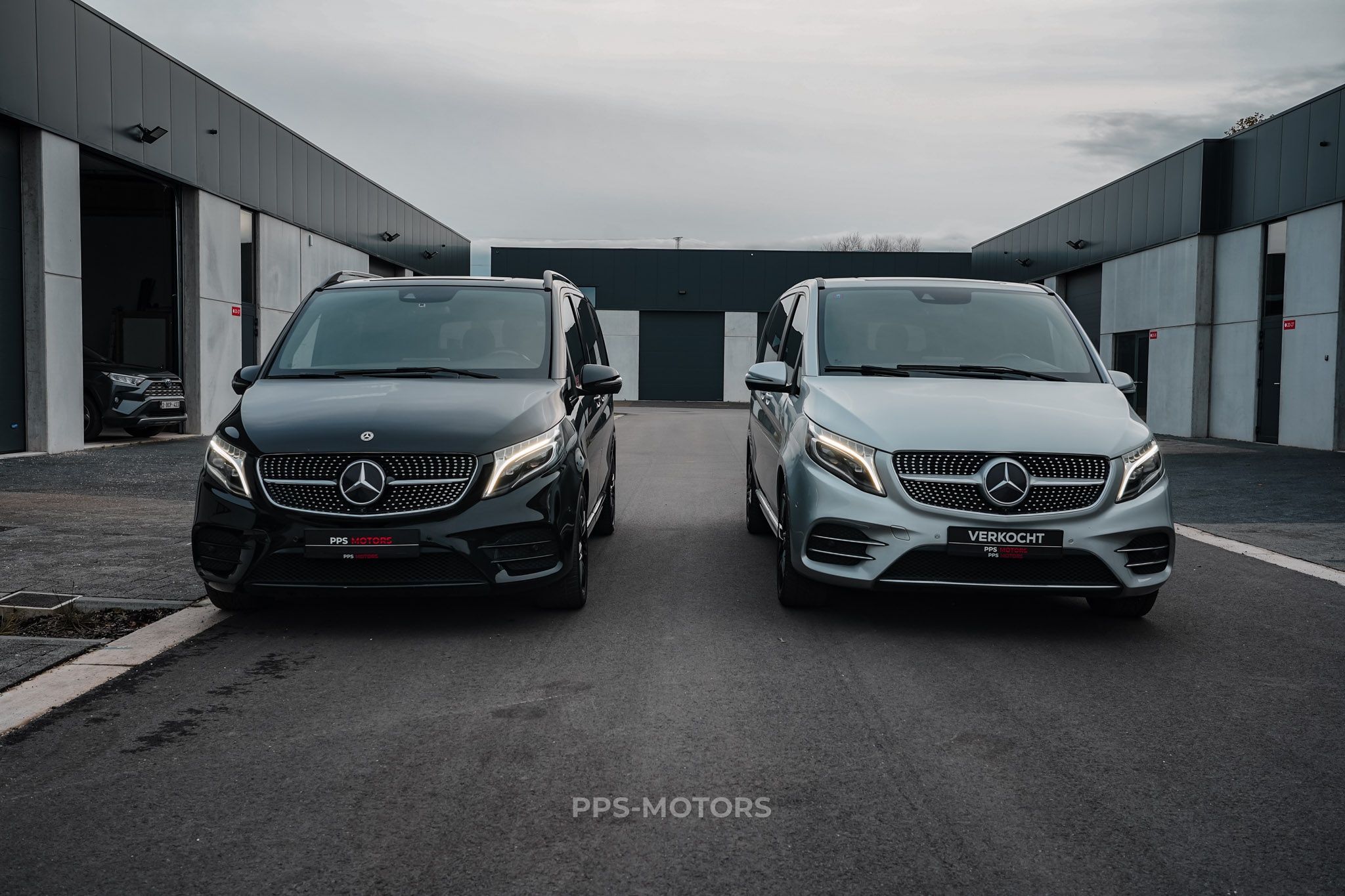 Mercedes Benz V300 AMG PAKKET photo 4