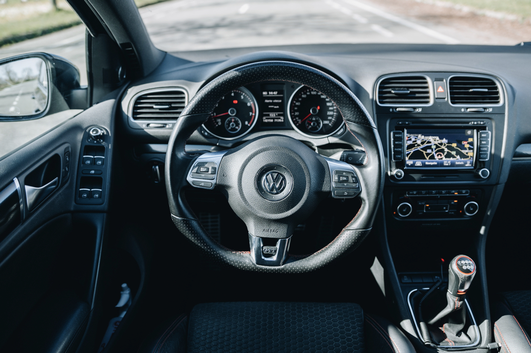 Volkswagen GOLF GTI EDITION 35 | AKRAPOVIC | STAGE2 photo 18