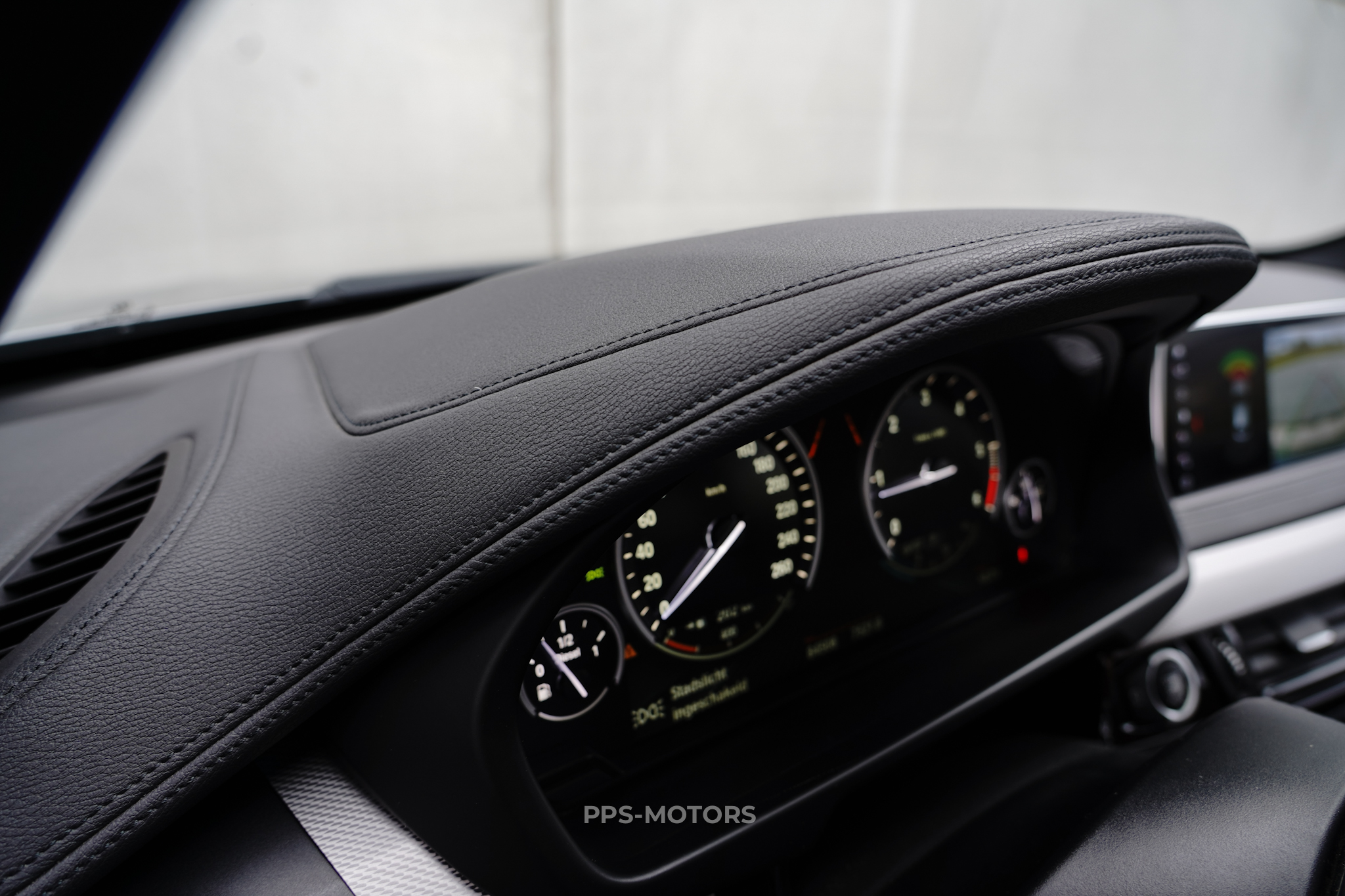 BMW X6 3.0 xDrive30 photo 16