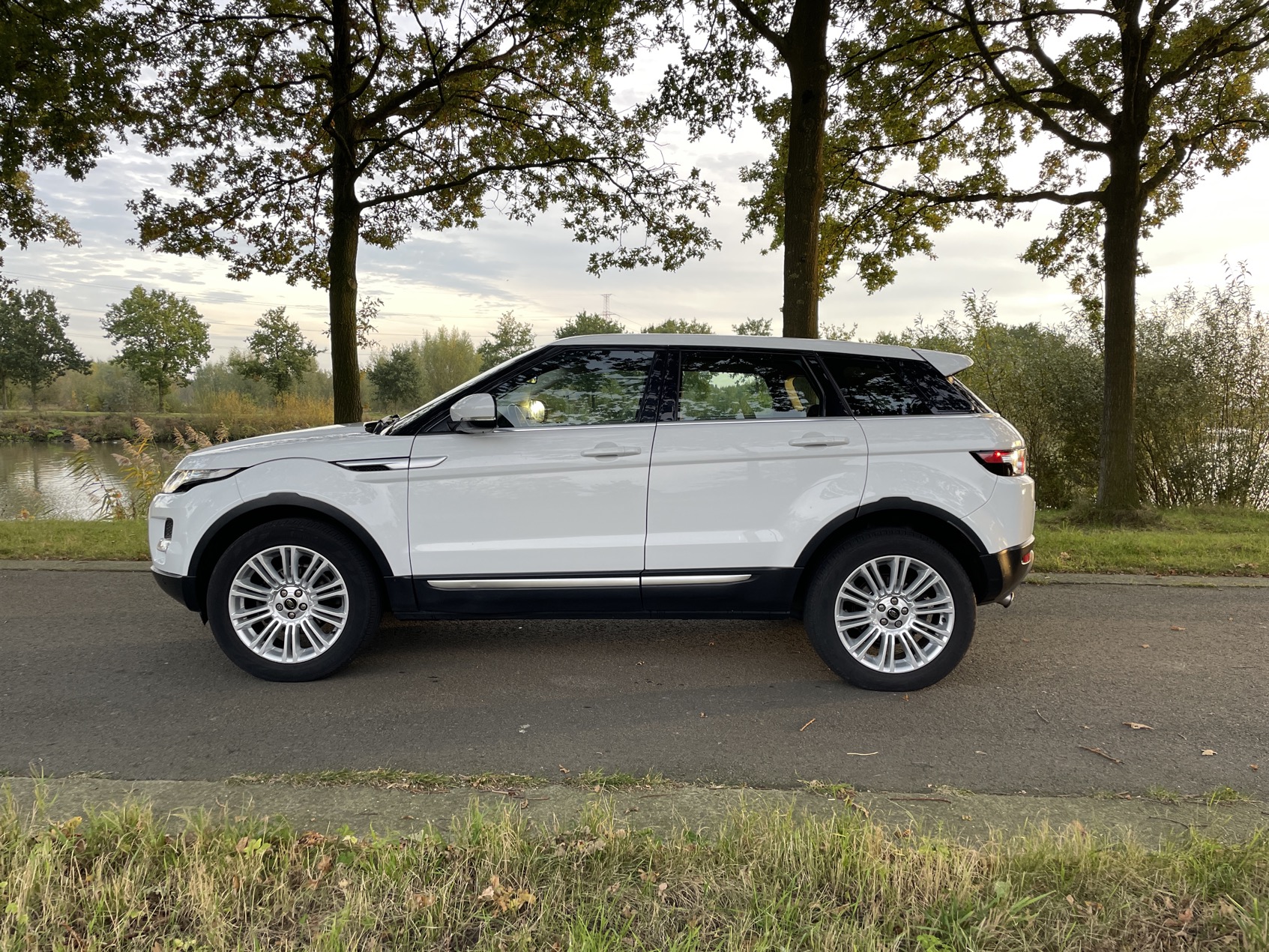 Land Rover RANGE ROVER EVOQUE 2.2 TD4 photo 7