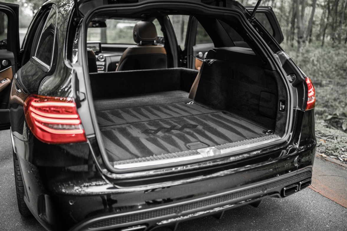 Mercedes Benz C63 AMG 4.0 V8 BITURBO photo 7