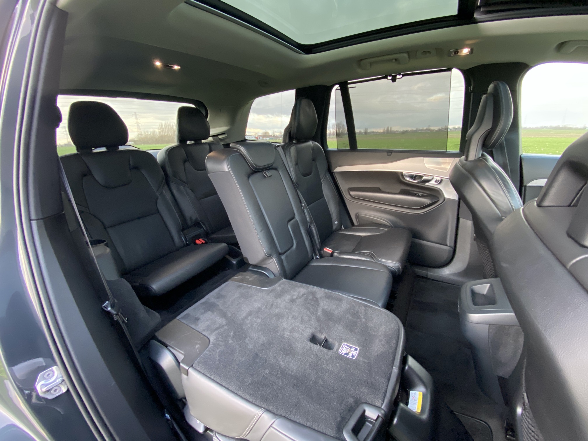 Volvo XC90 2.0D 4WD photo 19