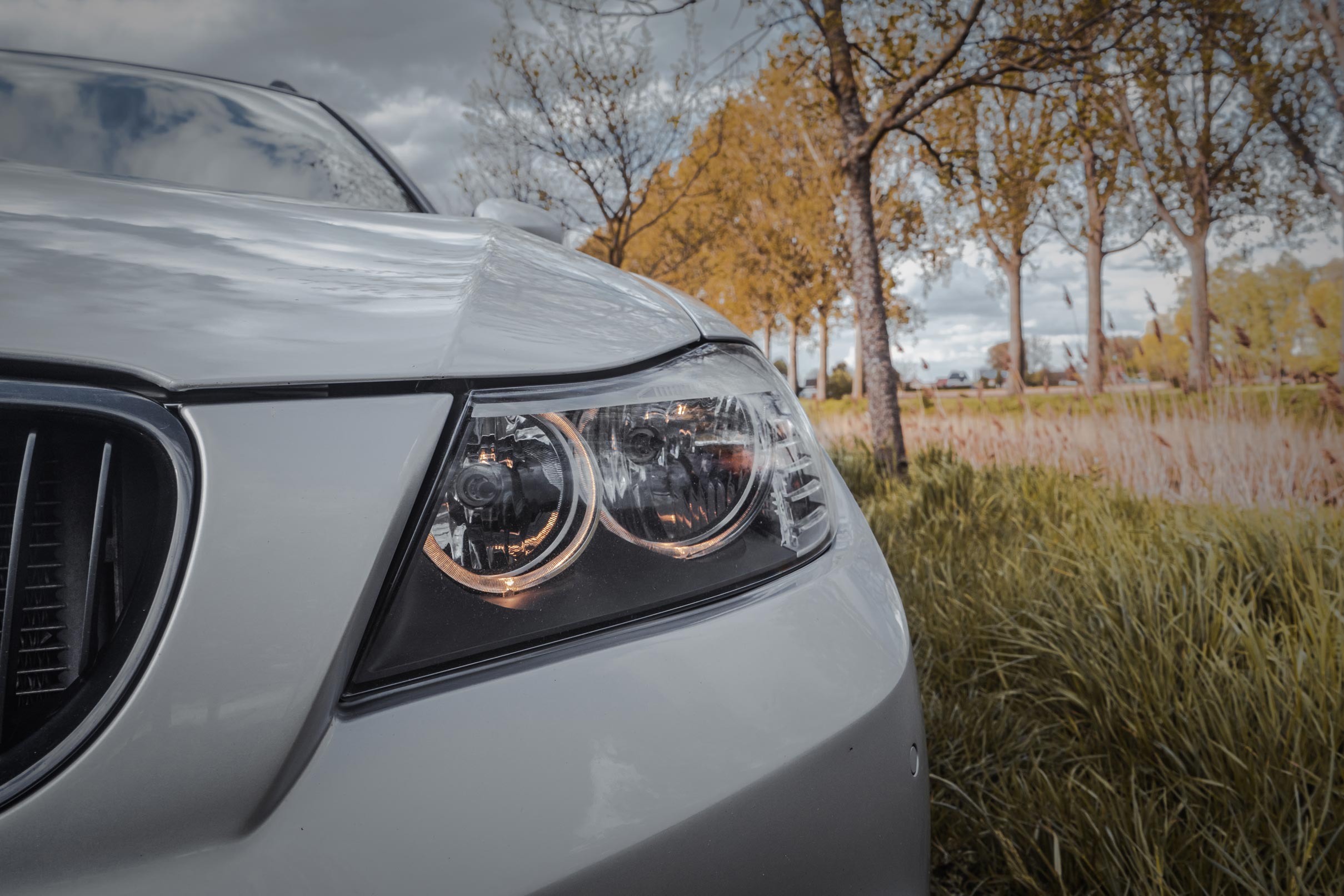 BMW 318d E91 M-PAKKET photo 2