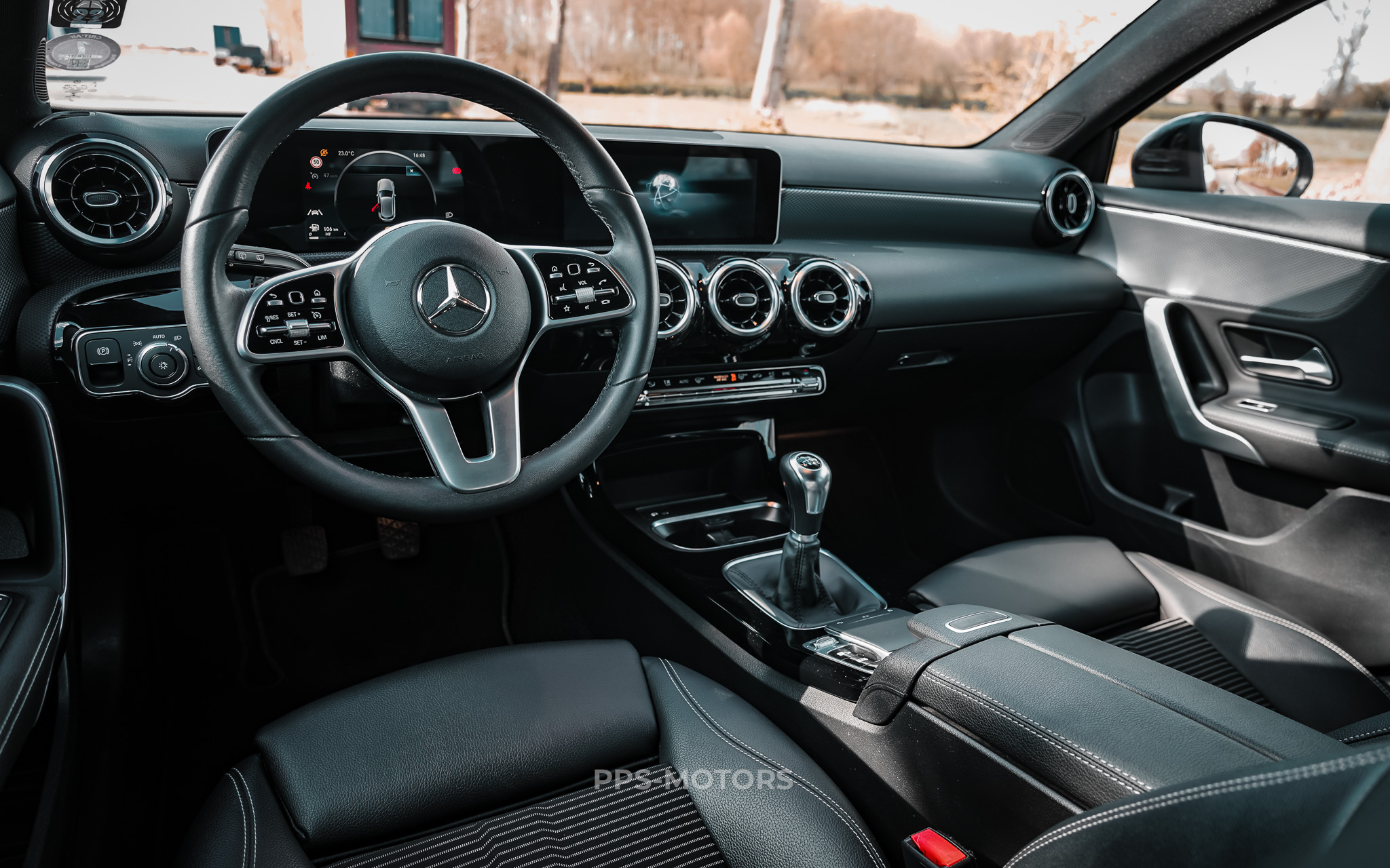 Mercedes Benz A200 LAUNCH EDITION photo 23