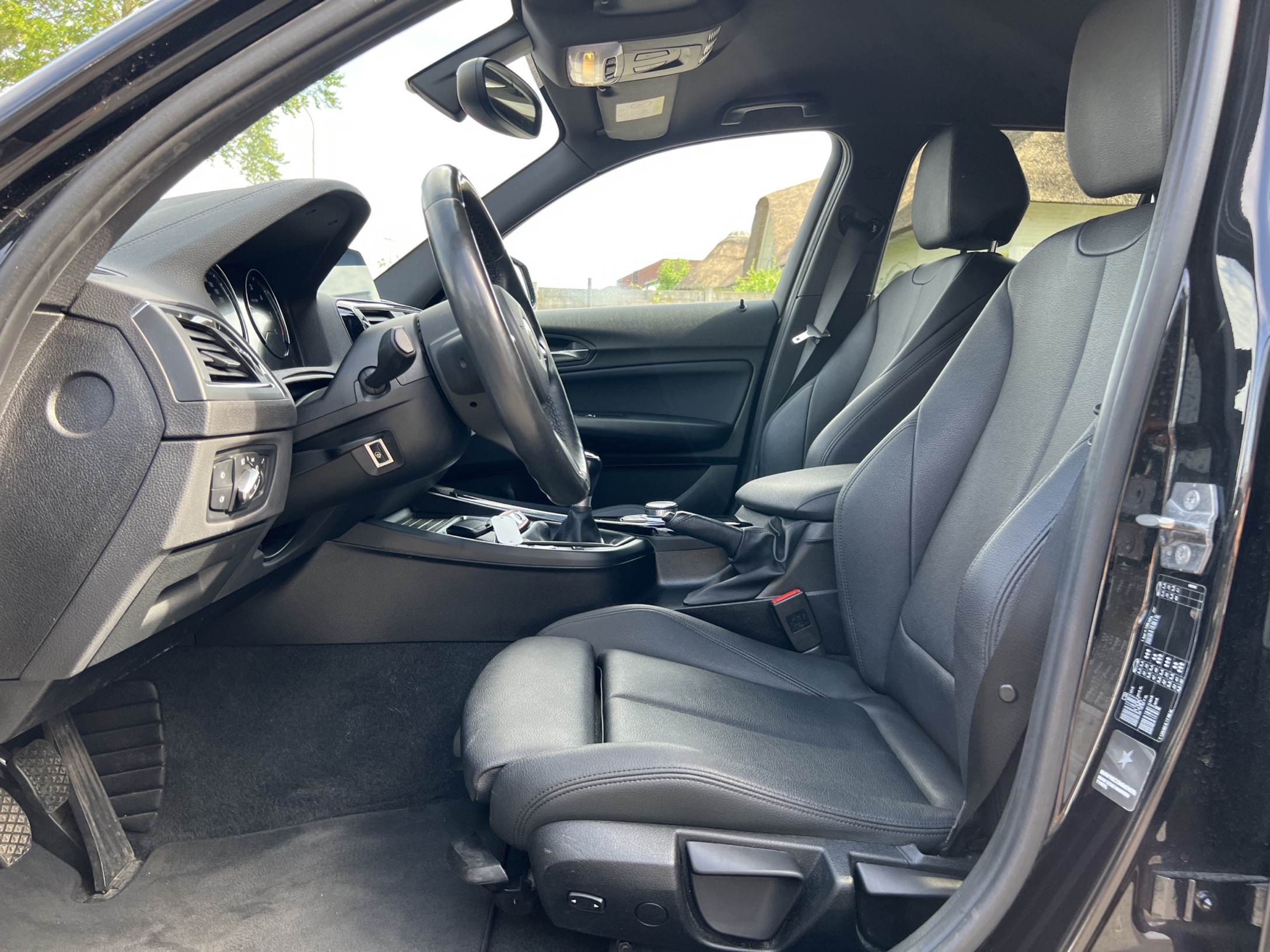 BMW 118d F20 LCI photo 22