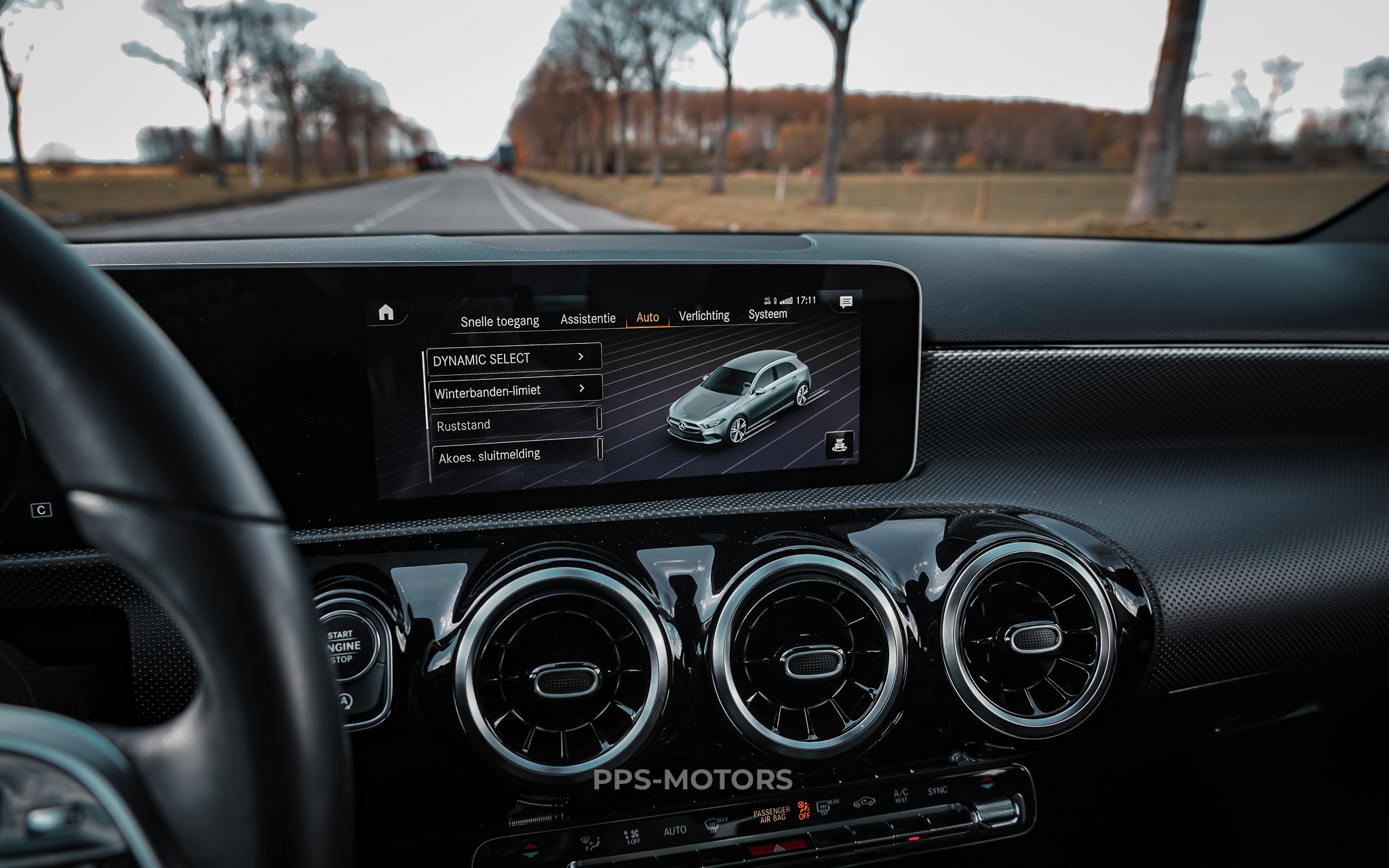 Mercedes Benz A200 LAUNCH EDITION photo 52
