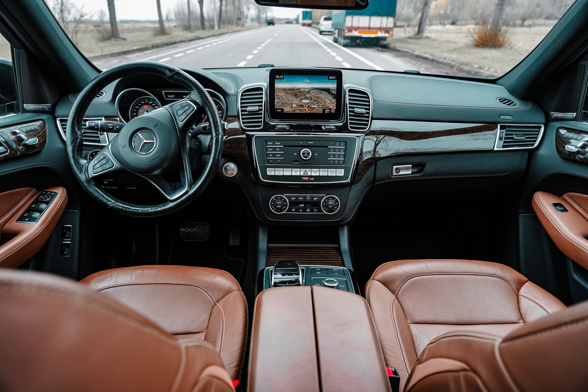 Mercedes Benz GLE 250 4-MATIC AMG PAKKET photo 17