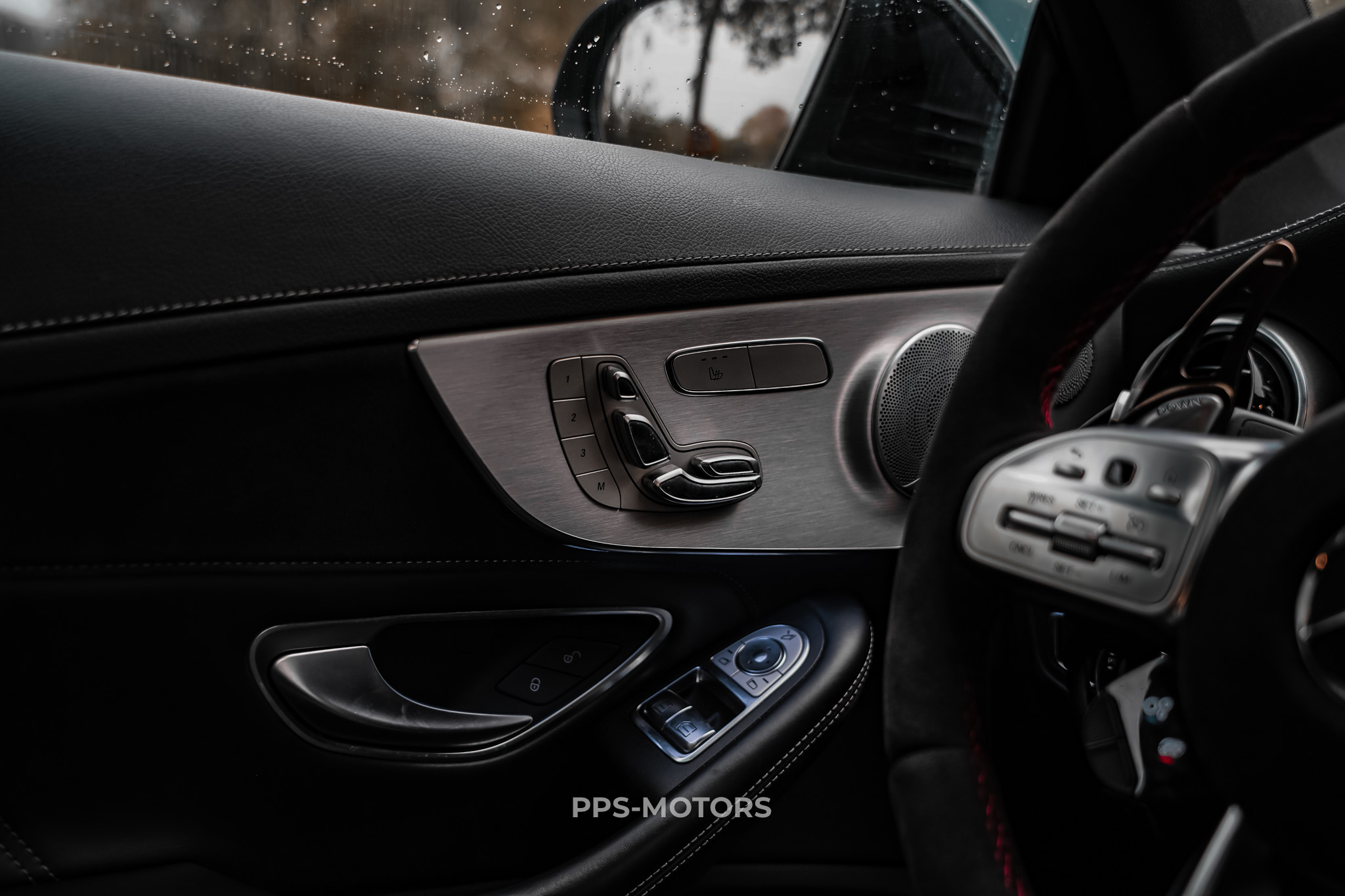 Mercedes Benz C63s AMG 4.0 V8 BITURBO photo 22