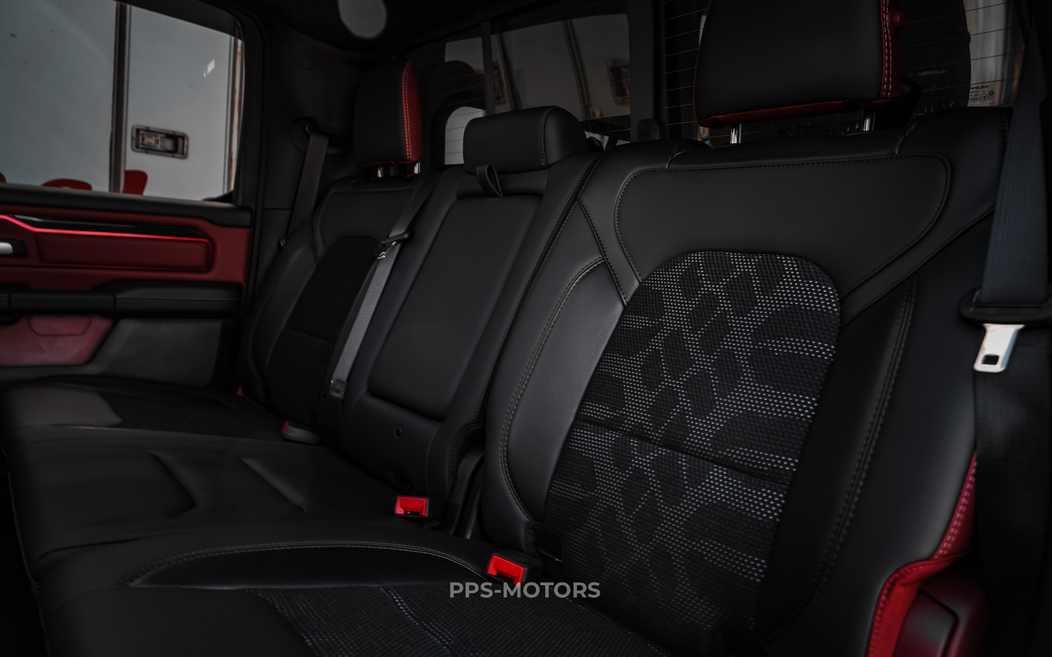 Dodge DODGE RAM 1500 REBEL photo 25