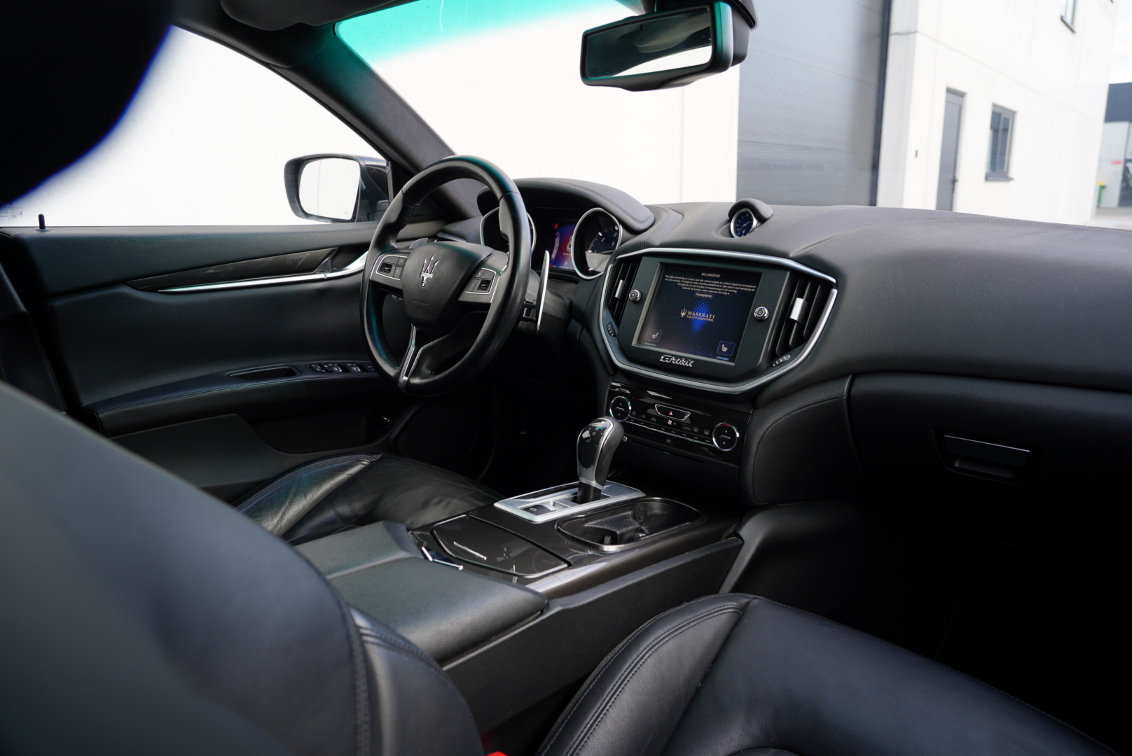 Maserati GHIBLI 3.0 photo 10
