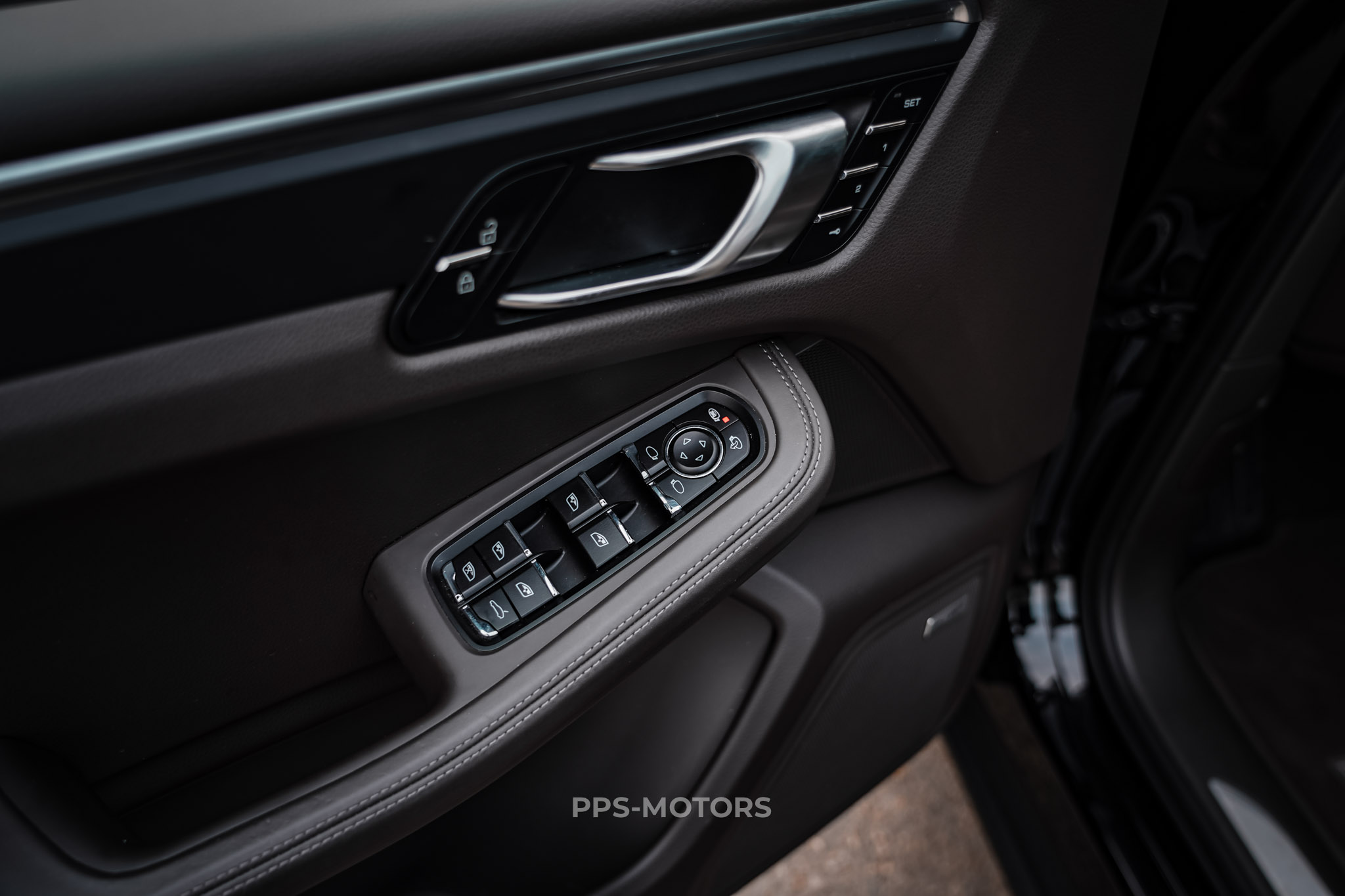 Porsche MACAN 2.0 TURBO PDK photo 18