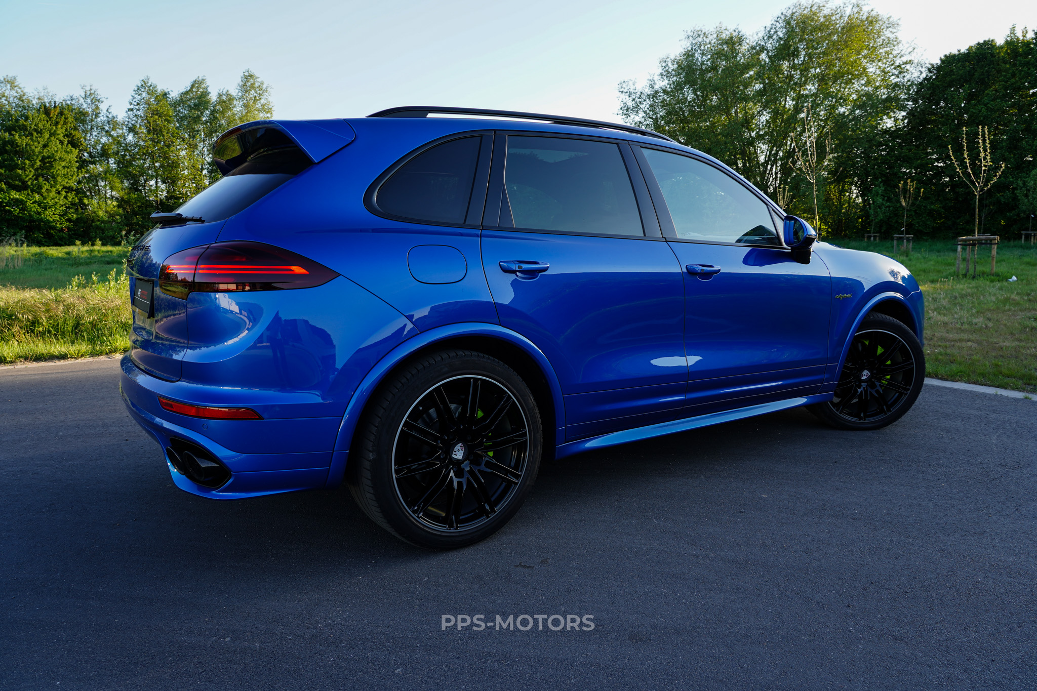 Porsche CAYENNE 3.0 V6 HYBRID photo 16