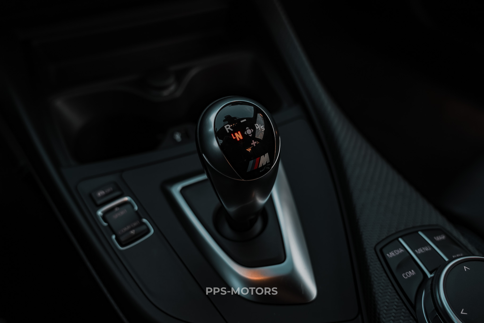 BMW M2 3.0 DKG photo 27