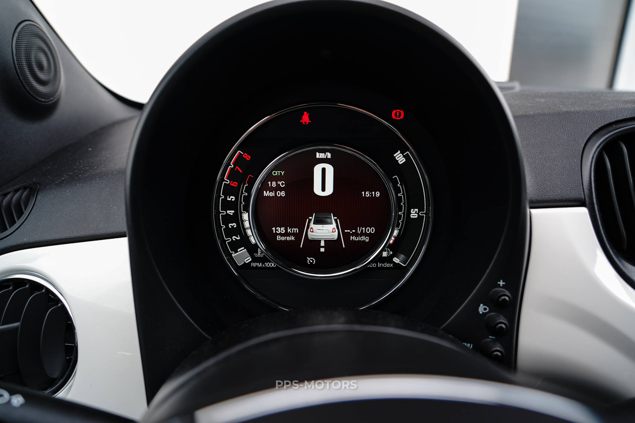 Fiat 500C photo 16