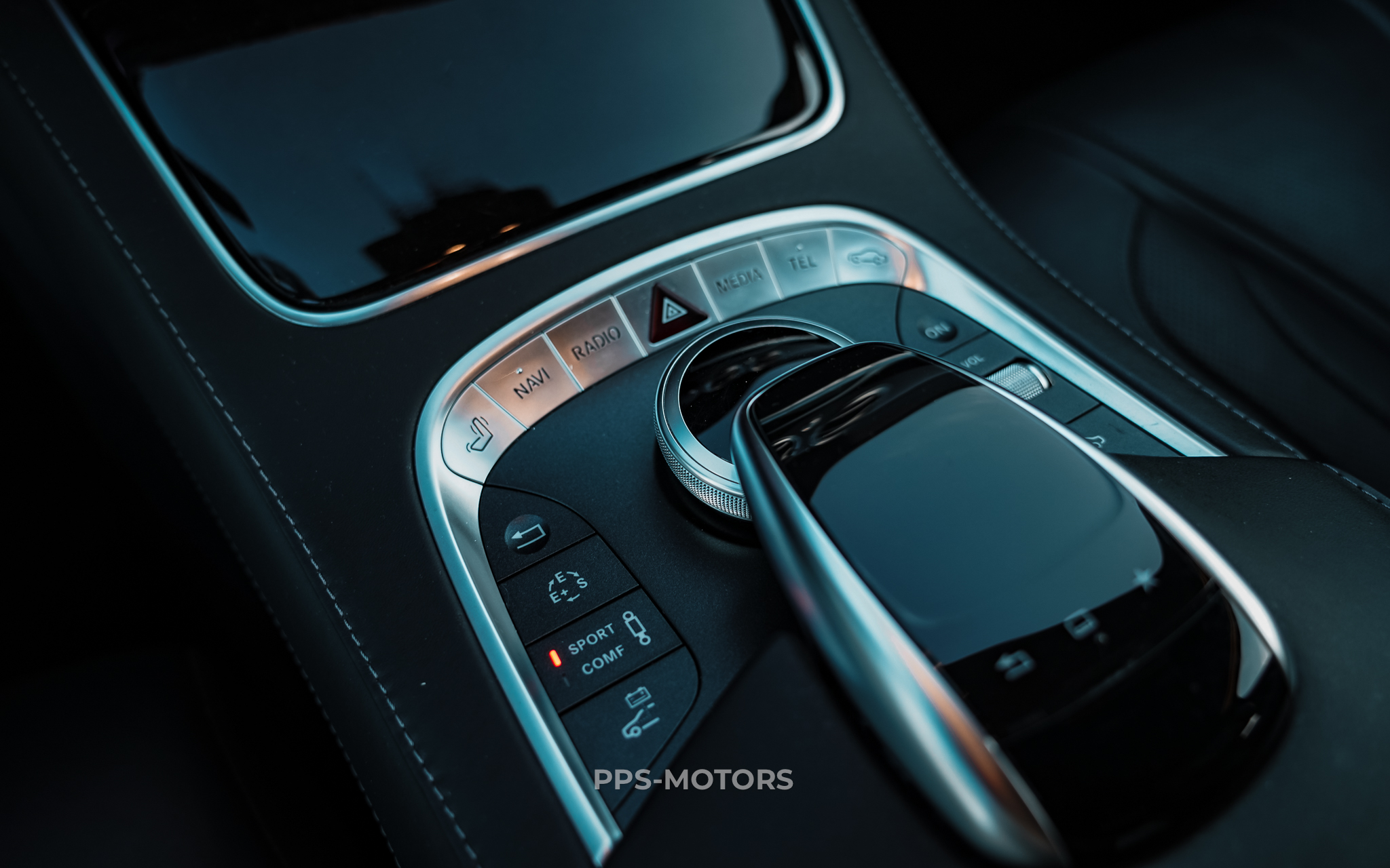 Mercedes Benz S500 L photo 34