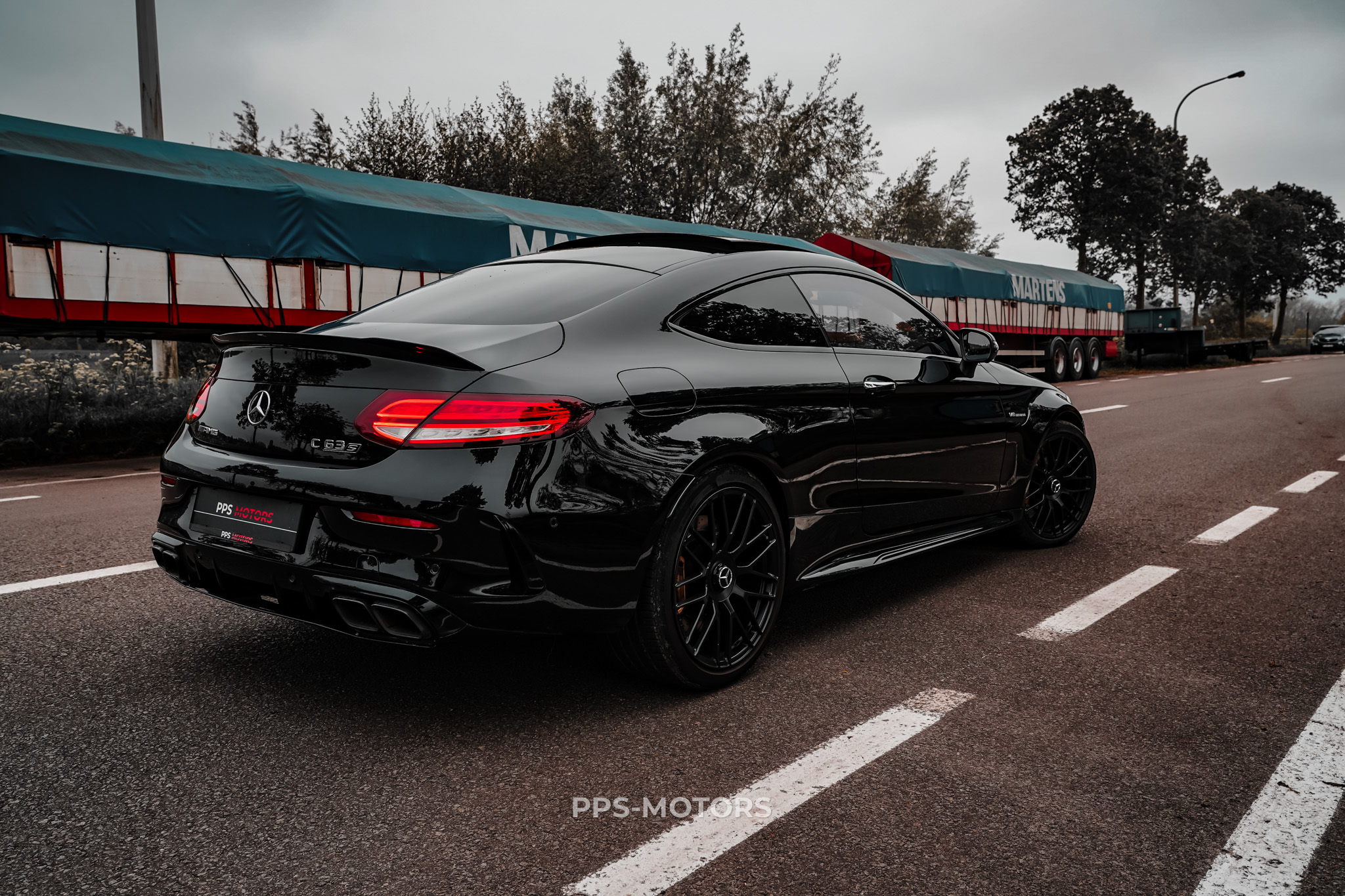 Mercedes Benz C63s AMG 4.0 V8 BITURBO photo 5