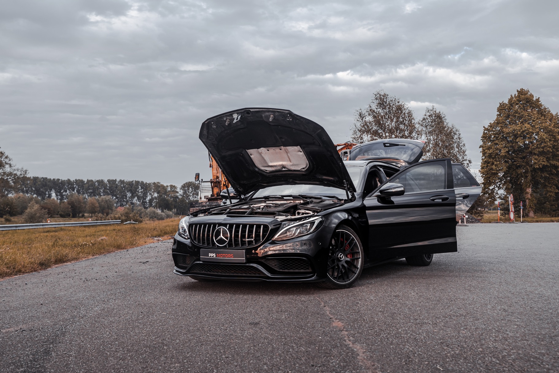 Mercedes Benz C63s AMG 4.0 BITURBO V8 - LICHTE VRACHT photo 22