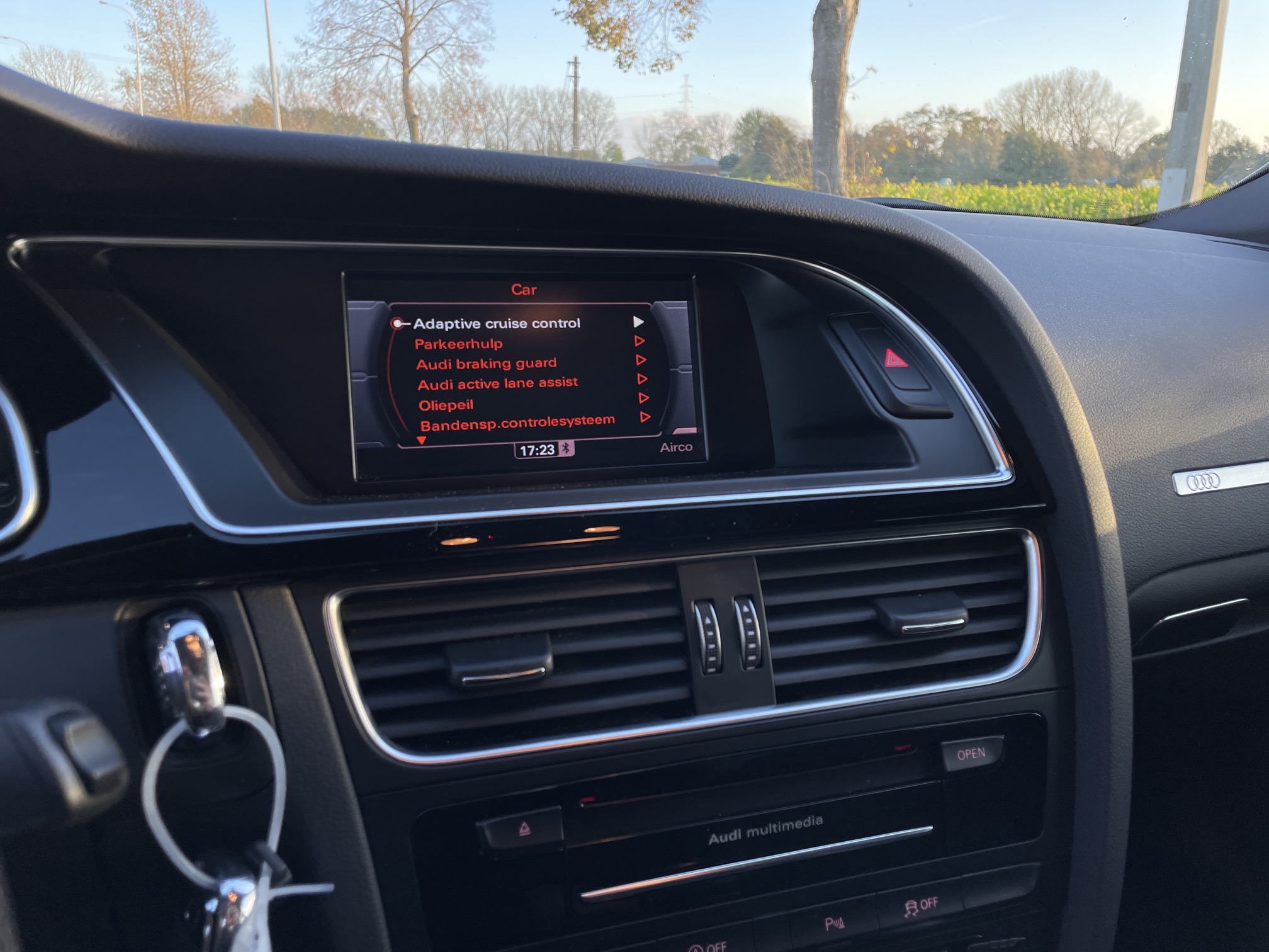 Audi A5 2.0 TDI S-LINE photo 13