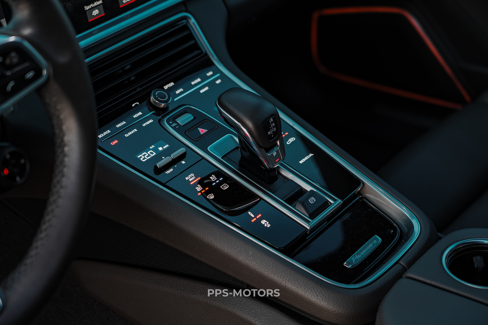 Porsche PANAMERA 4 E-HYBRID photo 27