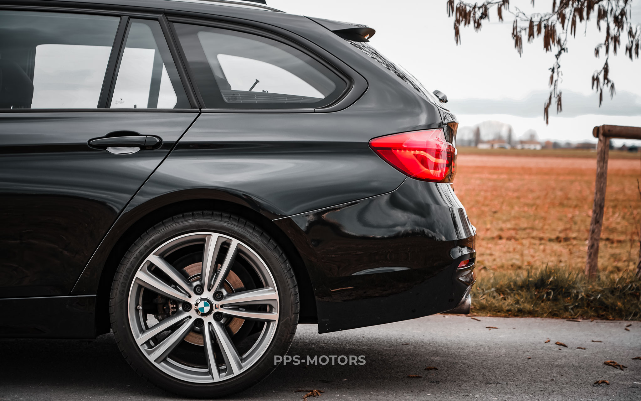 BMW 318dA F31 TOURING photo 10