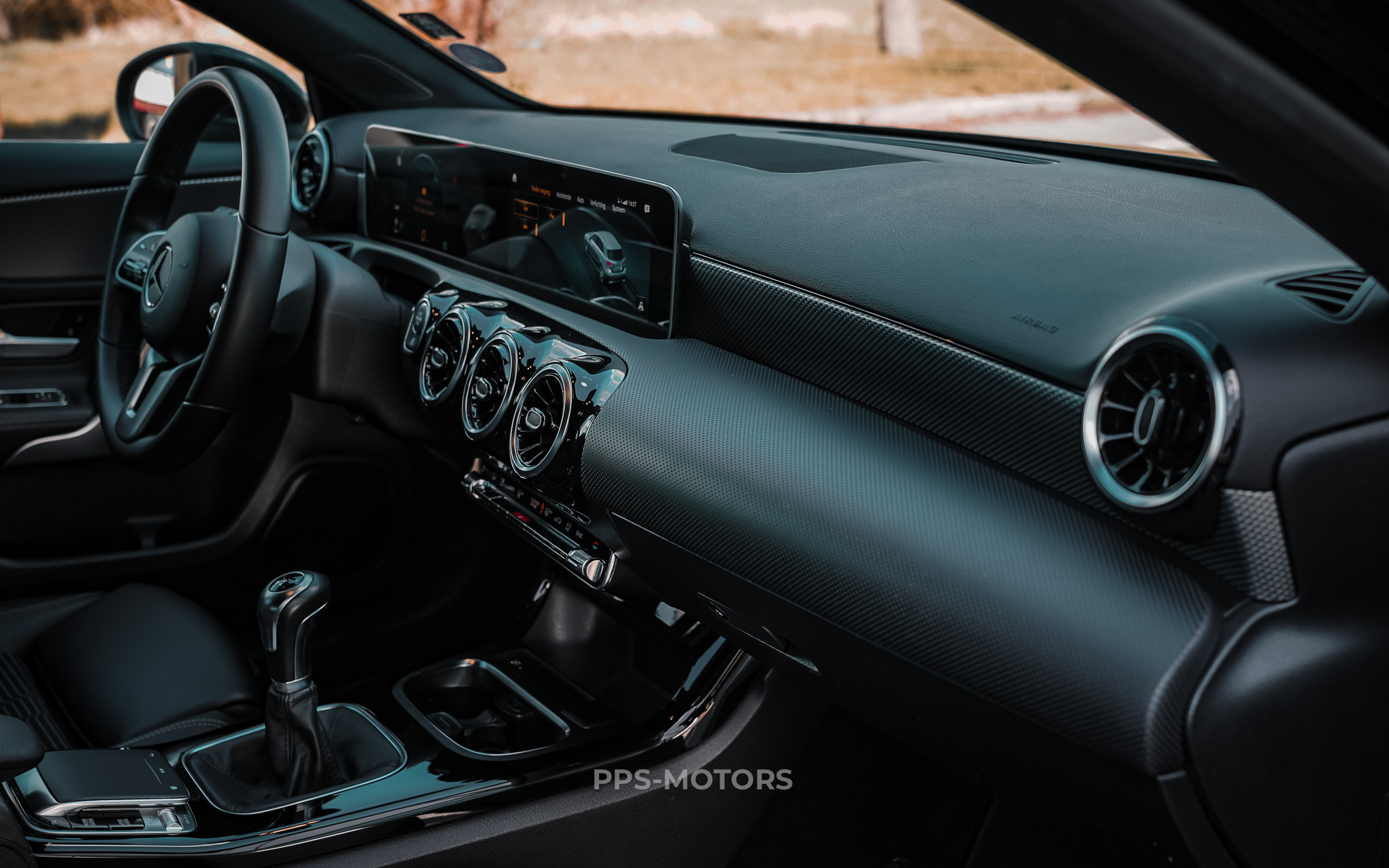 Mercedes Benz A200 LAUNCH EDITION photo 41