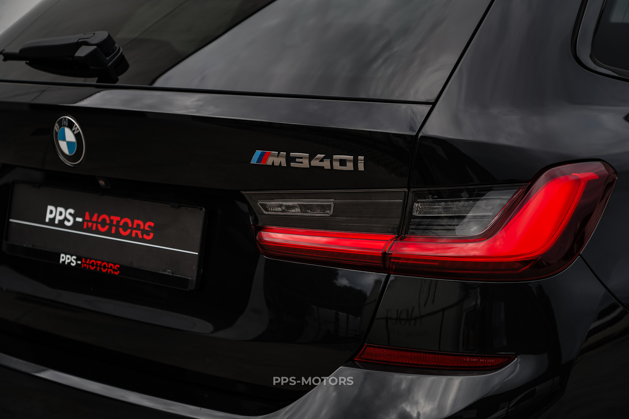 BMW M340i xDrive photo 18