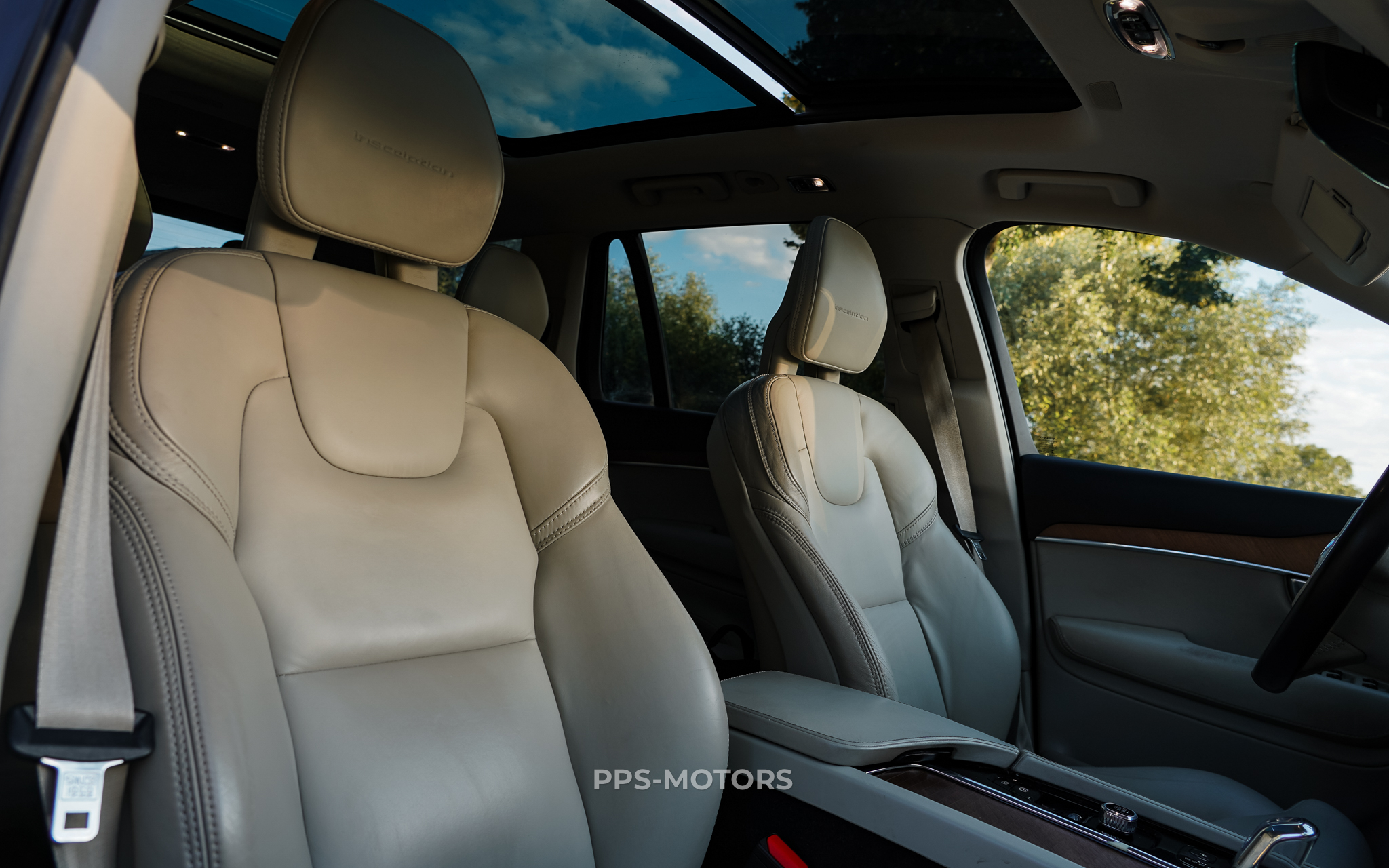 Volvo XC90 T8 INSCRIPTION photo 17